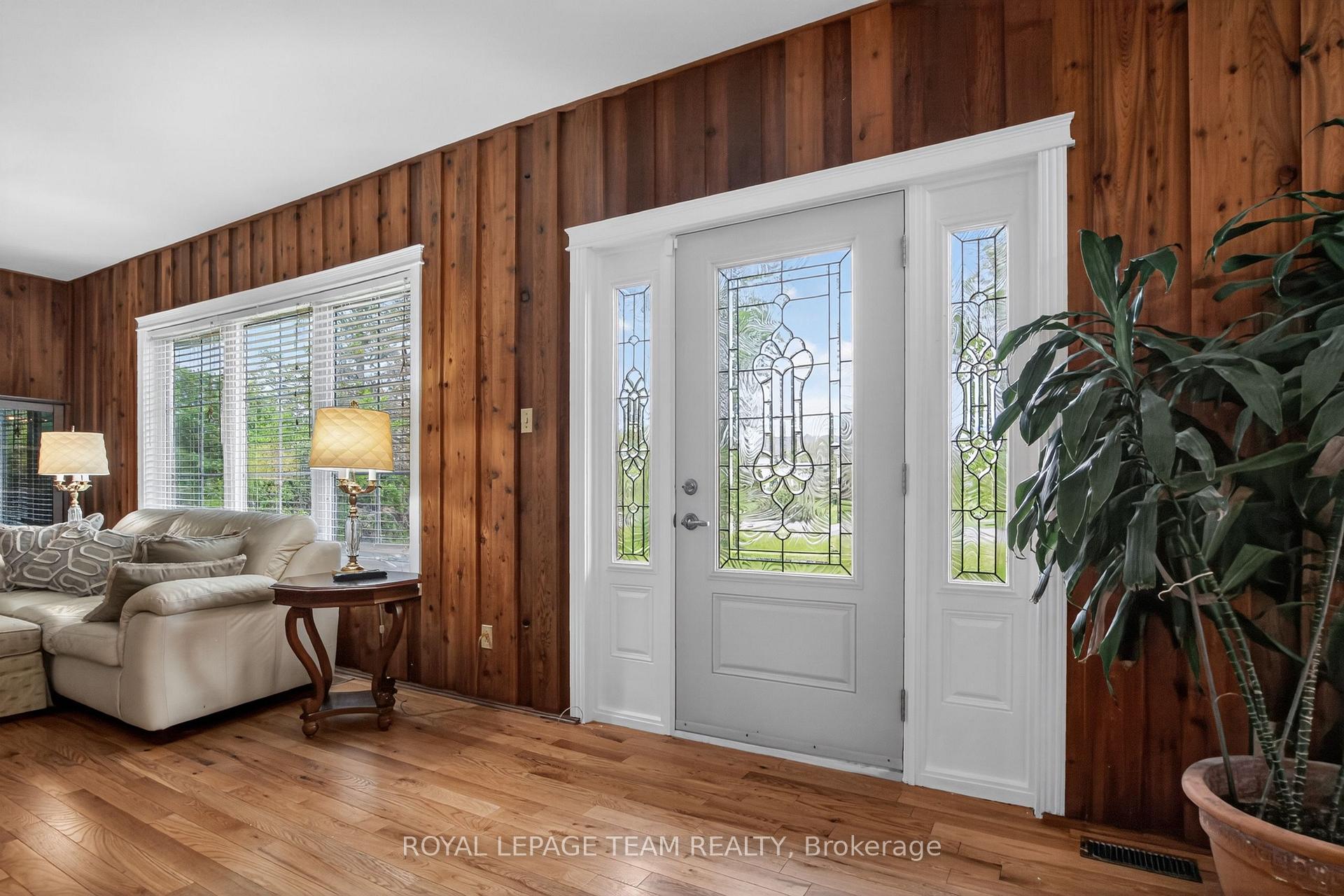 Photo 5 of 434 High Street, Beckwith, Beckwith Twp — HOMEH