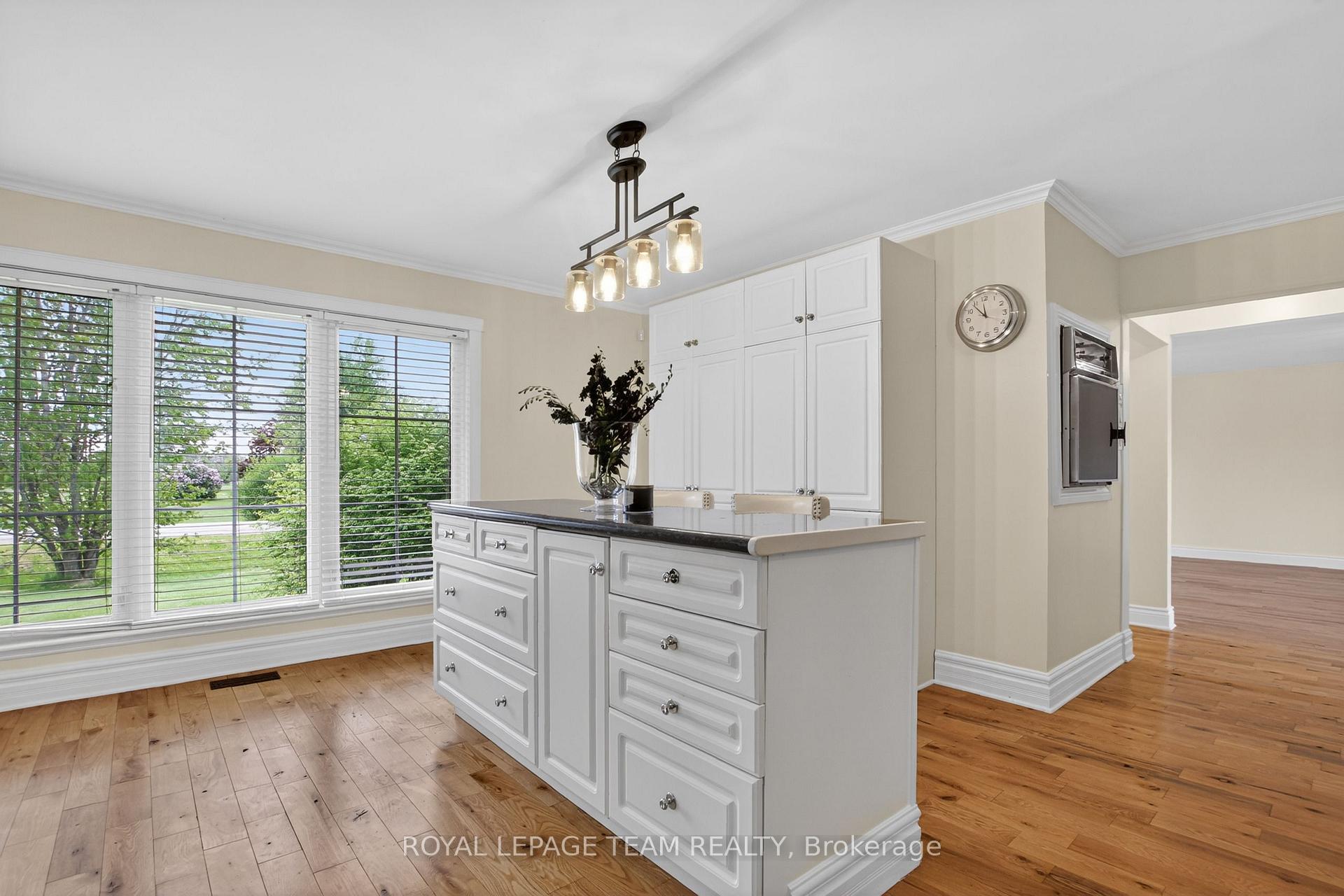 Photo 16 of 434 High Street, Beckwith, Beckwith Twp — HOMEH