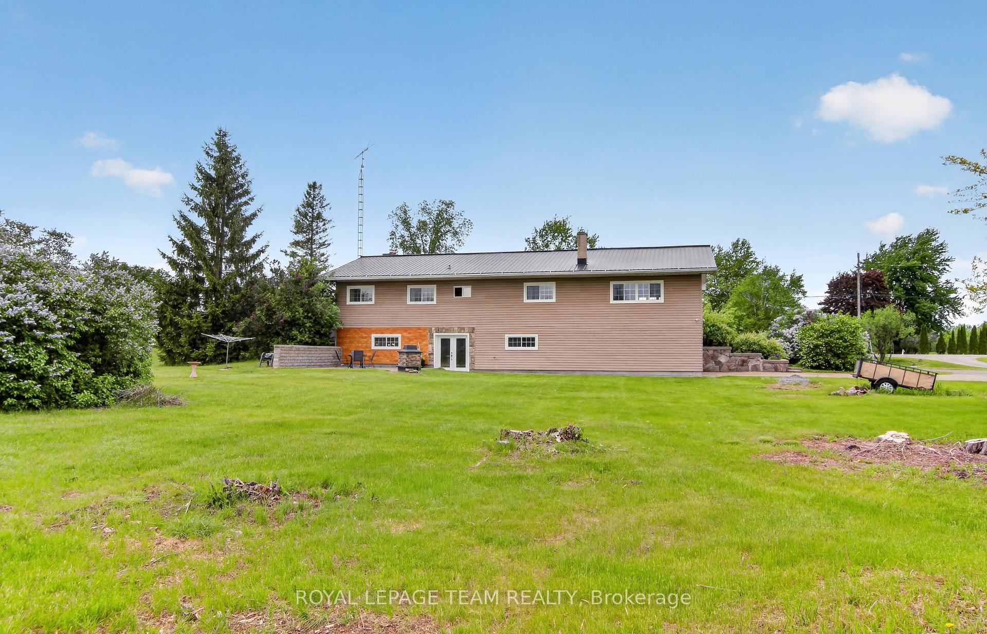 Photo 45 of 434 High Street, Beckwith, Beckwith Twp — HOMEH