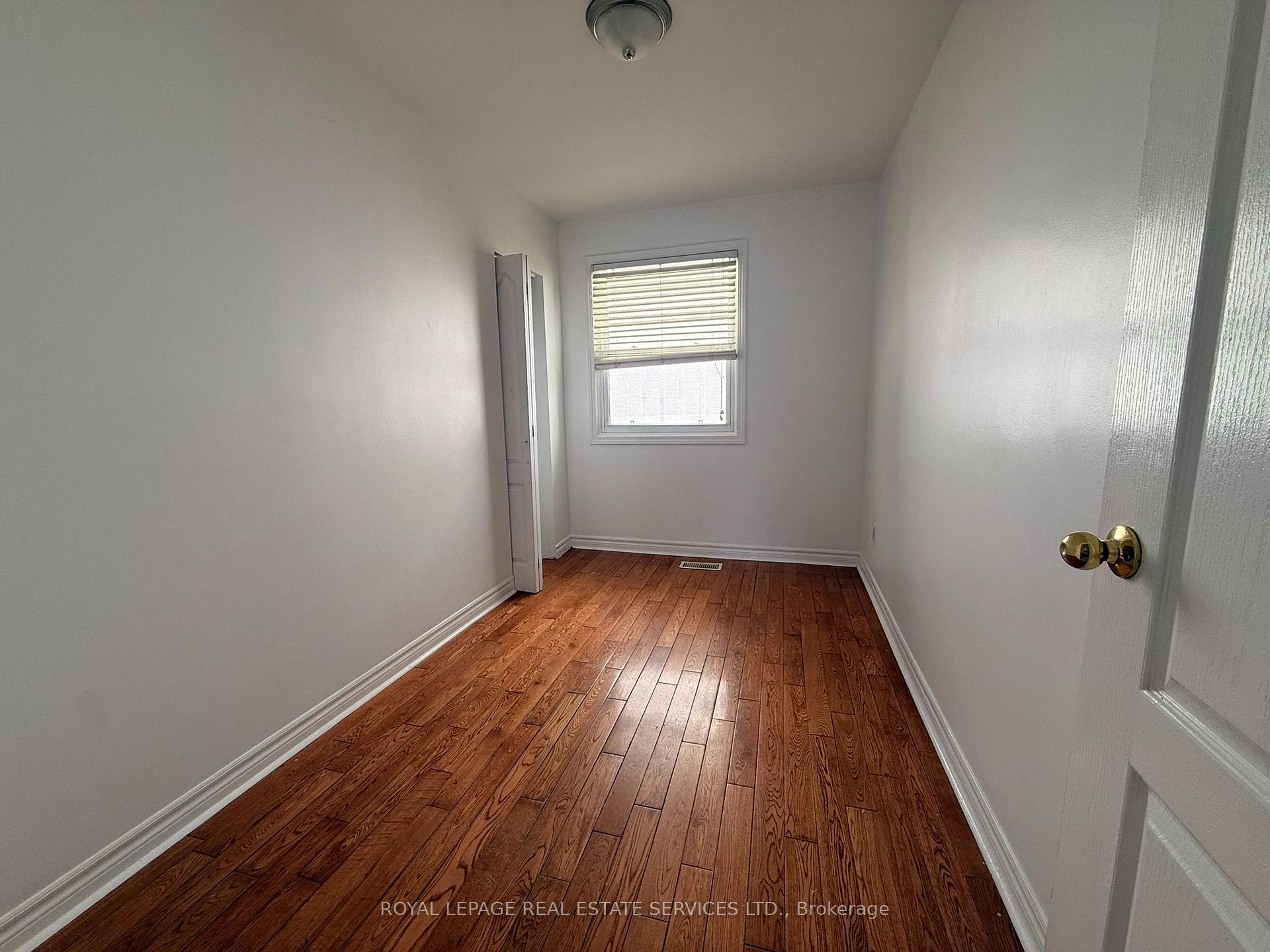 Photo 12 of Unit 1, 19 Academy Road, Halton Hills, Georgetown — HOMEH
