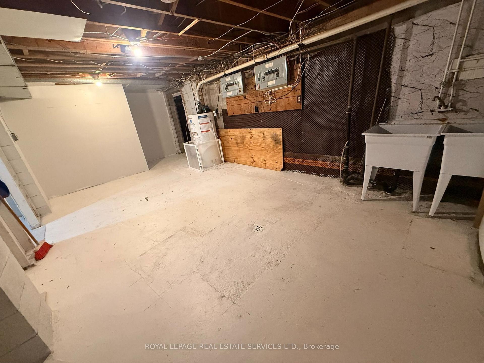 Photo 21 of Unit 1, 19 Academy Road, Halton Hills, Georgetown — HOMEH