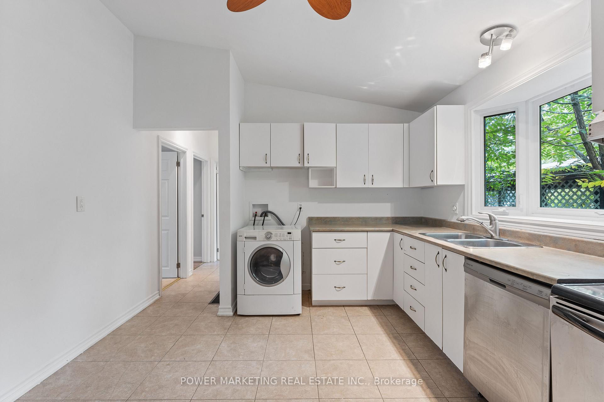 Photo 8 of 935 Goren Avenue, Ottawa, Elmvale Acres/Urbandale — HOMEH