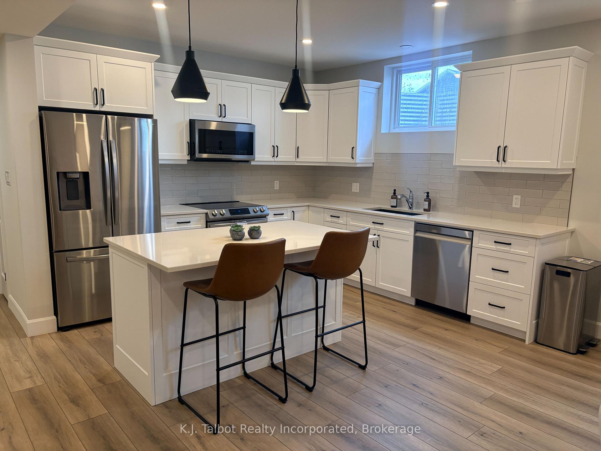 Photo 5 of Unit UNIT 2, 451 Woodridge Drive, Goderich, Goderich (Town) — HOMEH