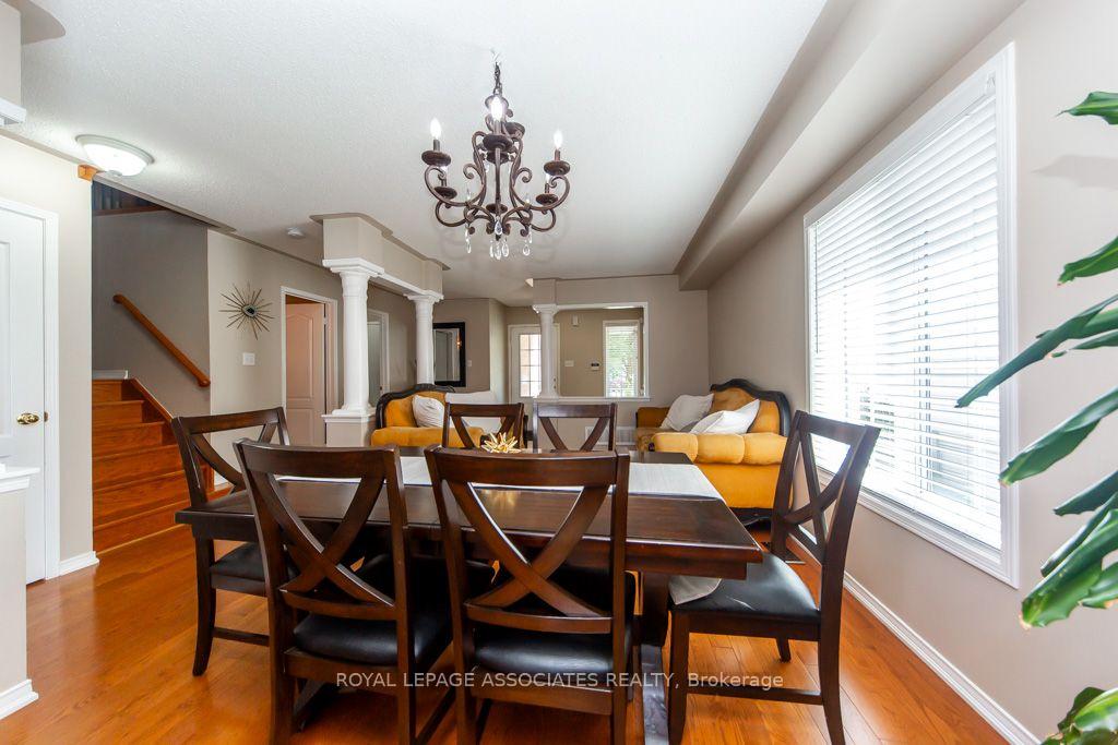 Photo 12 of 1700 Spencely Drive, Oshawa, Taunton — HOMEH