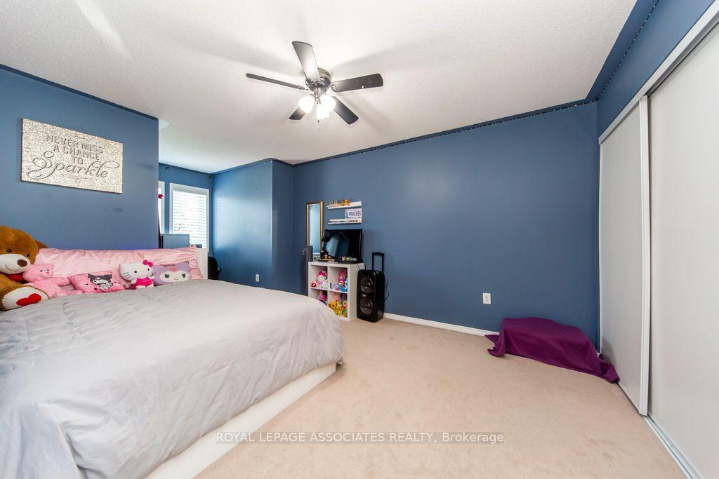Photo 36 of 1700 Spencely Drive, Oshawa, Taunton — HOMEH