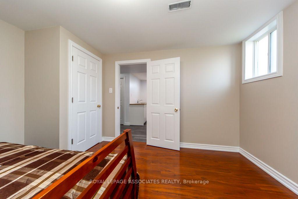 Photo 46 of 1700 Spencely Drive, Oshawa, Taunton — HOMEH