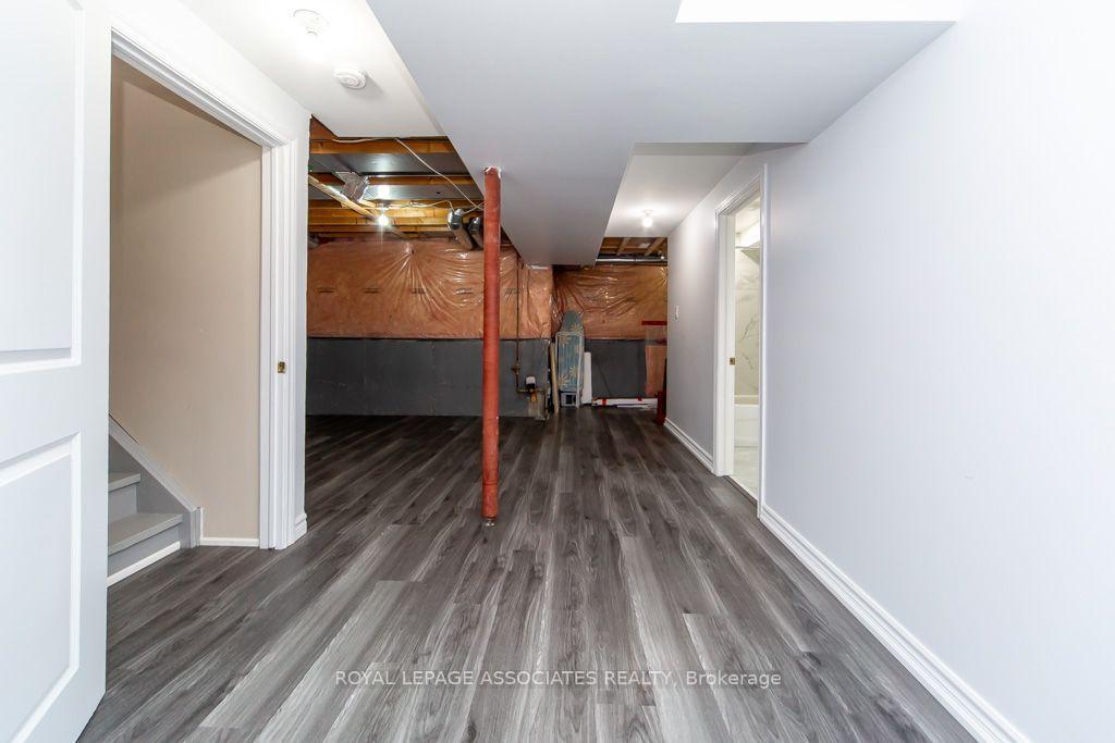 Photo 47 of 1700 Spencely Drive, Oshawa, Taunton — HOMEH