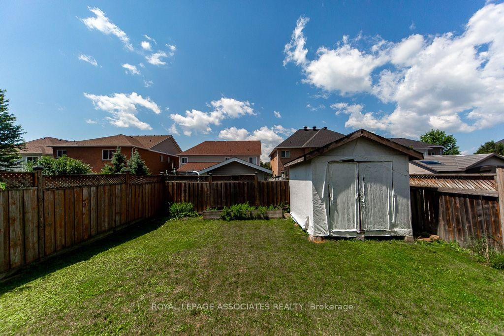 Photo 49 of 1700 Spencely Drive, Oshawa, Taunton — HOMEH