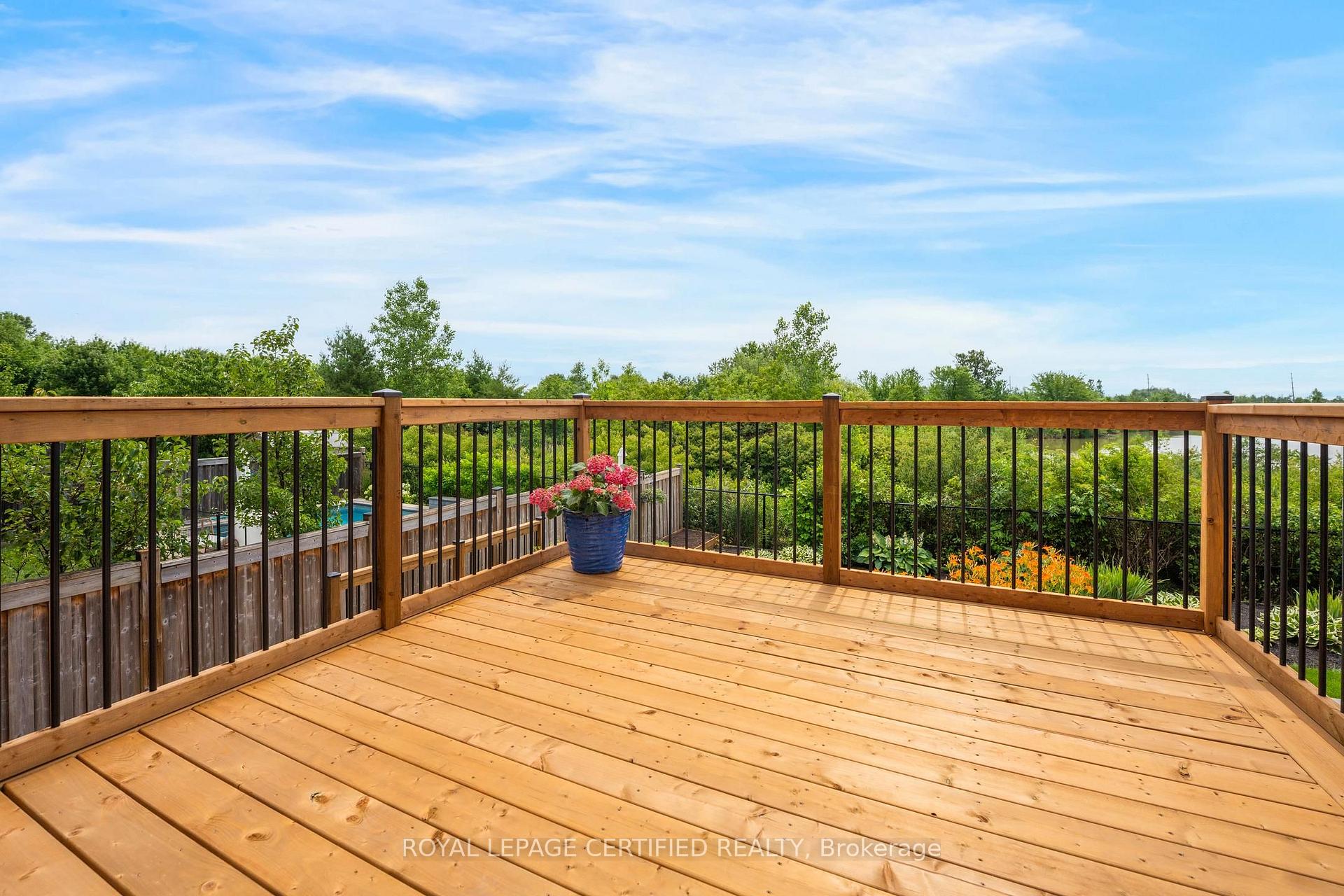 Photo 42 of 515 Hinchey Crescent, Milton, Scott — HOMEH