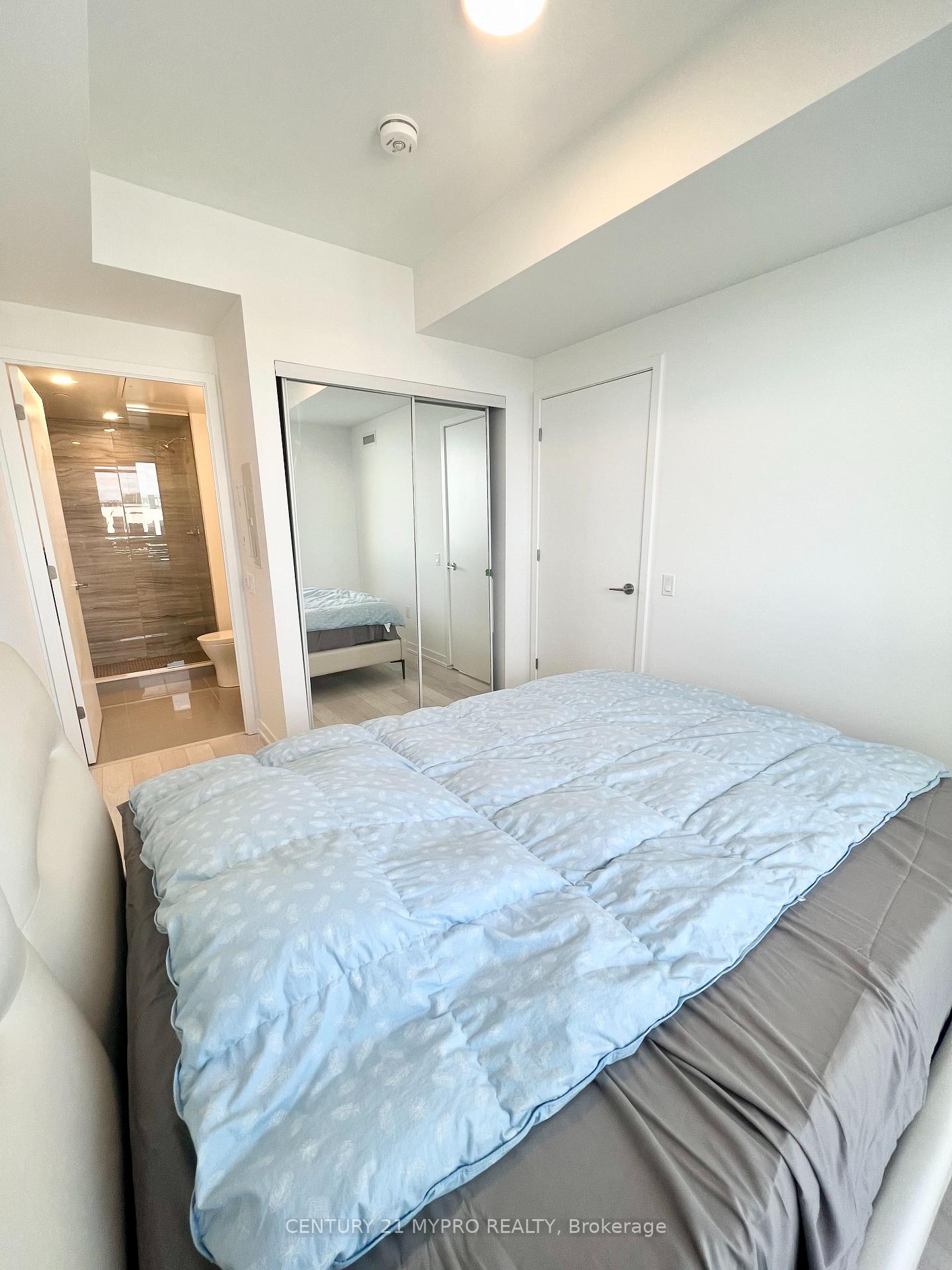 Photo 10 of Unit 3802, 39 Roehampton Avenue, Toronto, Mount Pleasant West — HOMEH