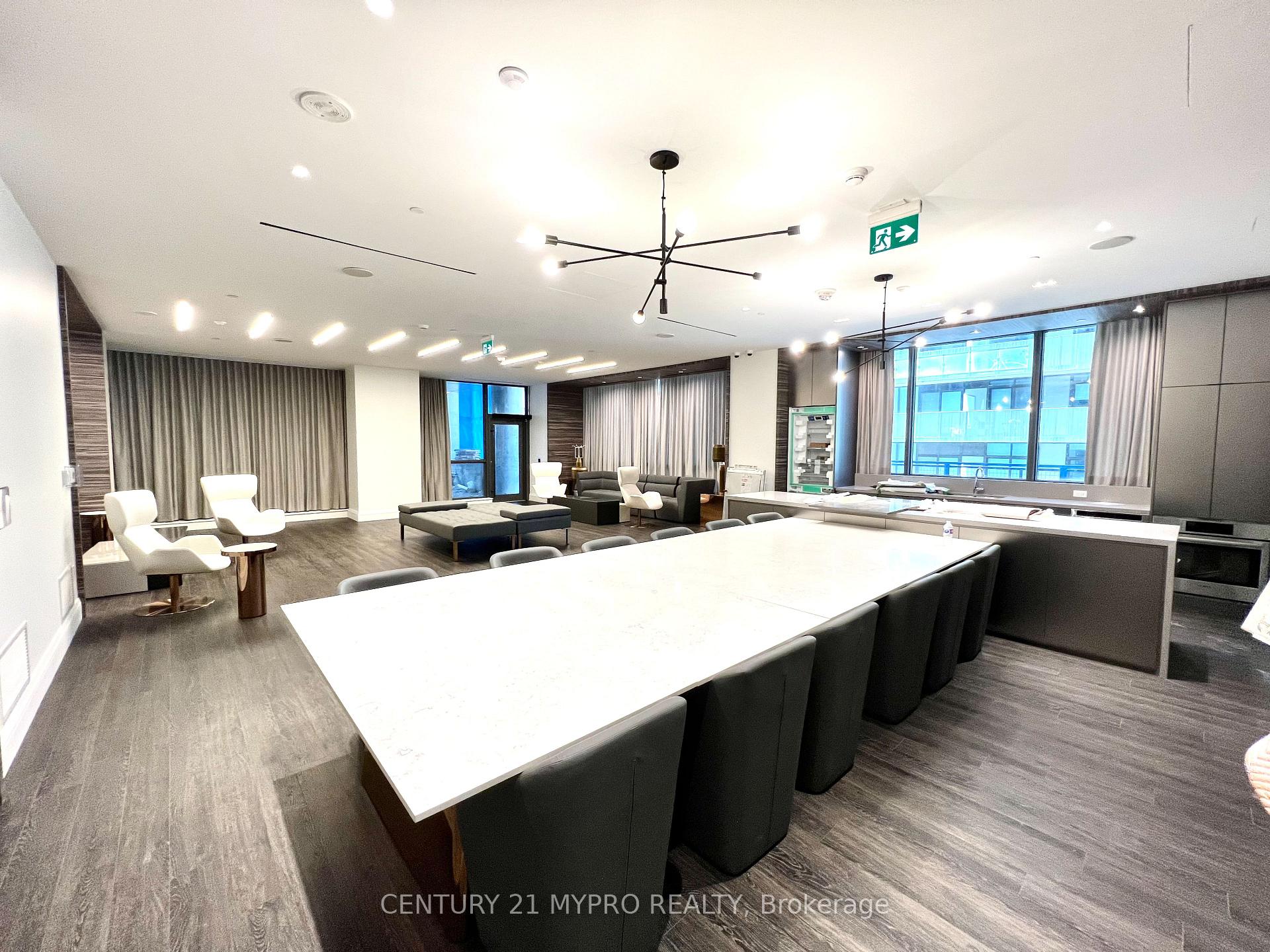 Photo 20 of Unit 3802, 39 Roehampton Avenue, Toronto, Mount Pleasant West — HOMEH