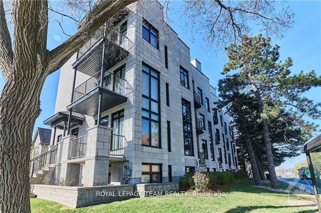 Front of Unit 10, 800 Melwood Avenue