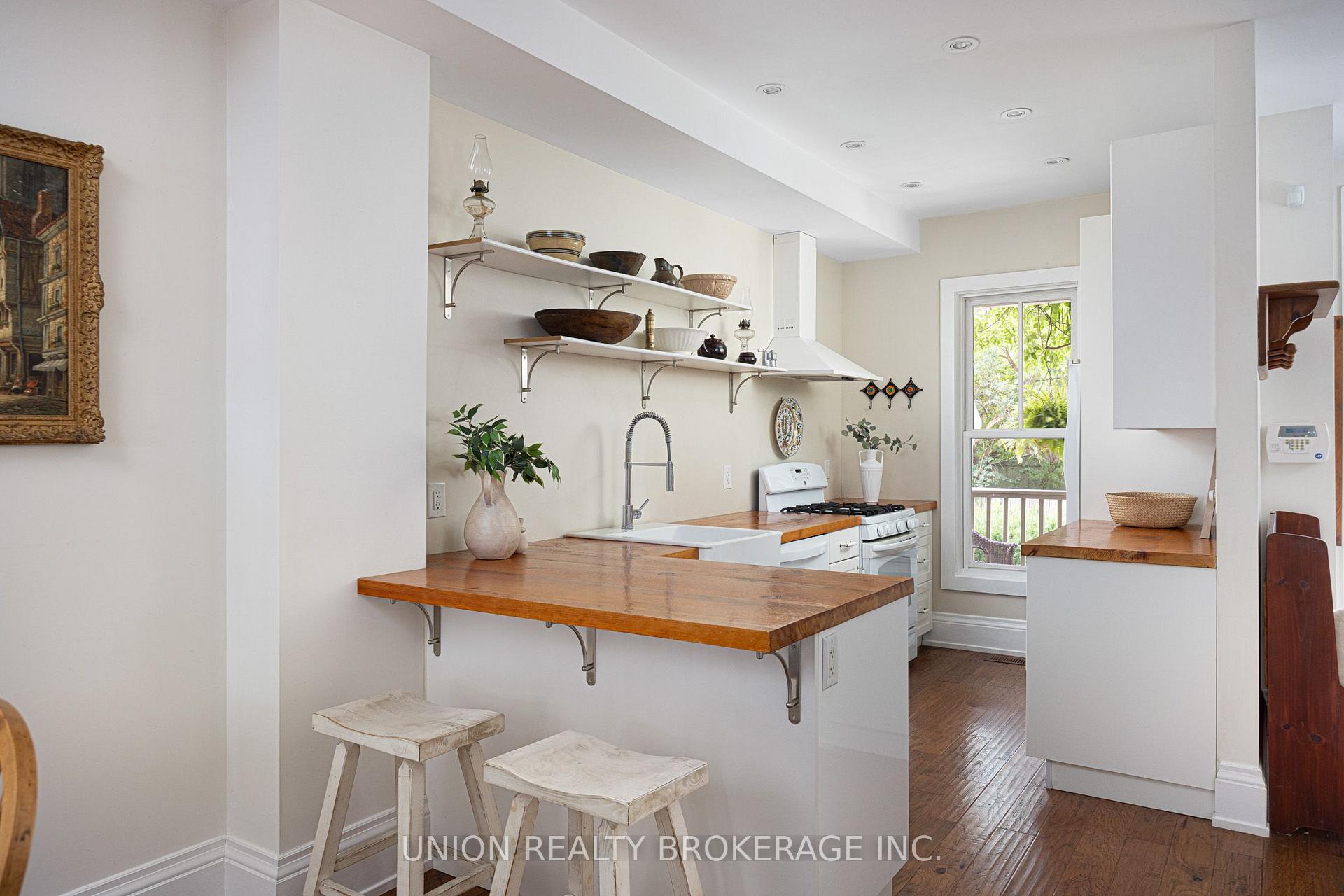 Photo 6 of 221 Craven Road, Toronto, Greenwood-Coxwell — HOMEH
