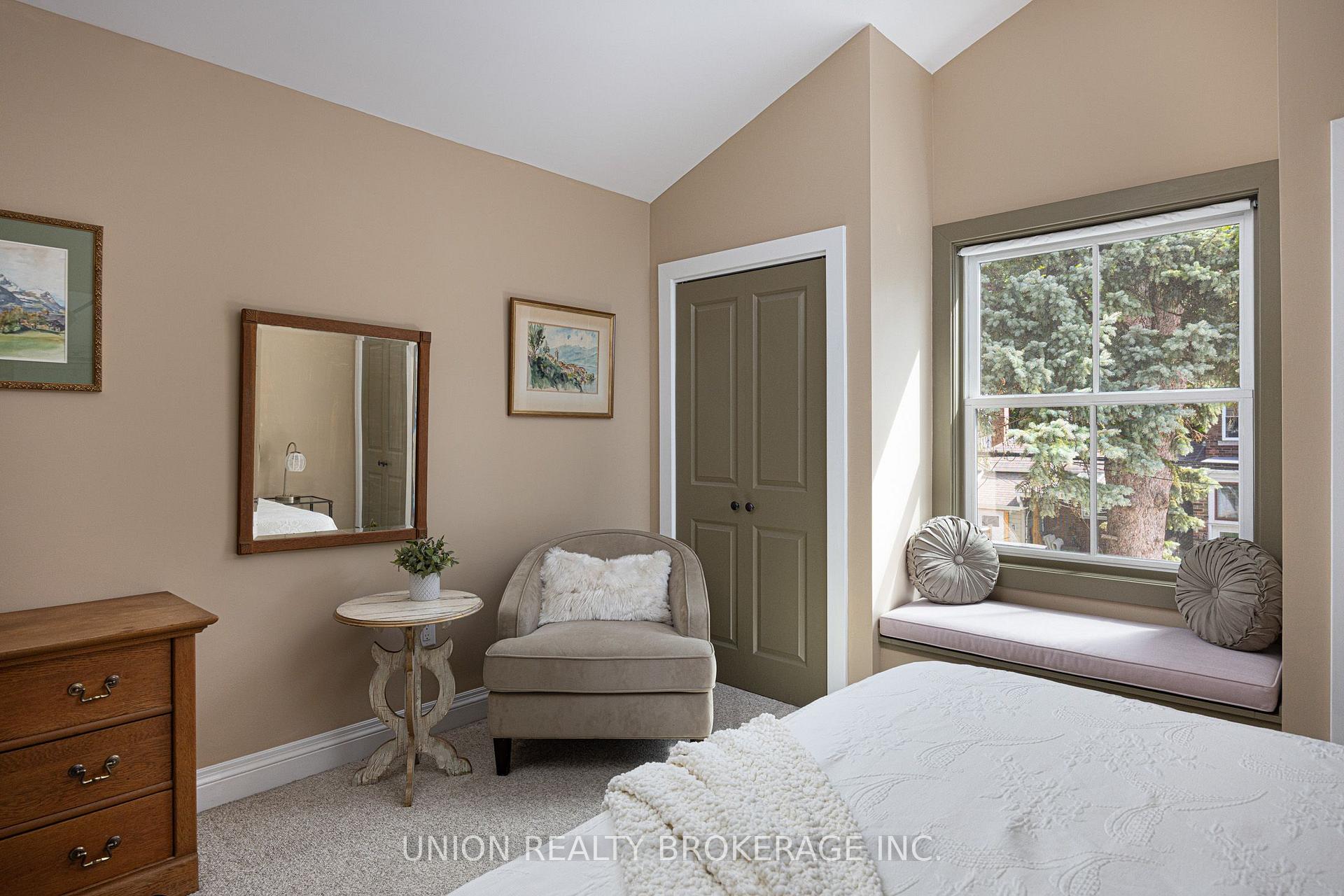 Photo 15 of 221 Craven Road, Toronto, Greenwood-Coxwell — HOMEH