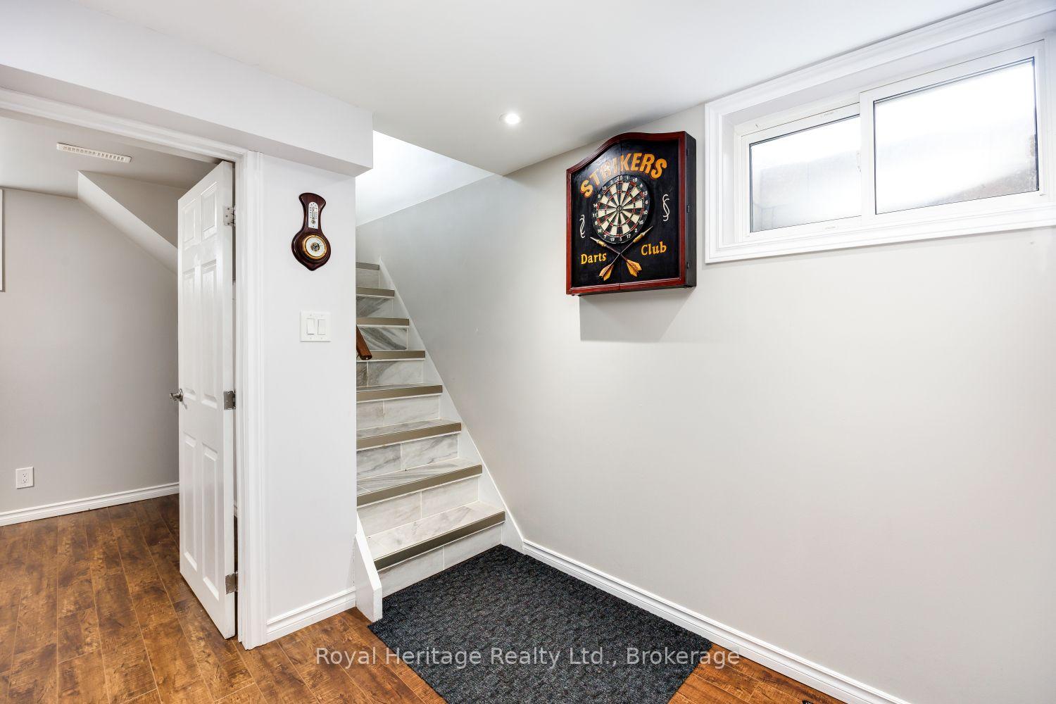 Photo 12 of 251 Elizabeth Street, Oshawa, McLaughlin — HOMEH
