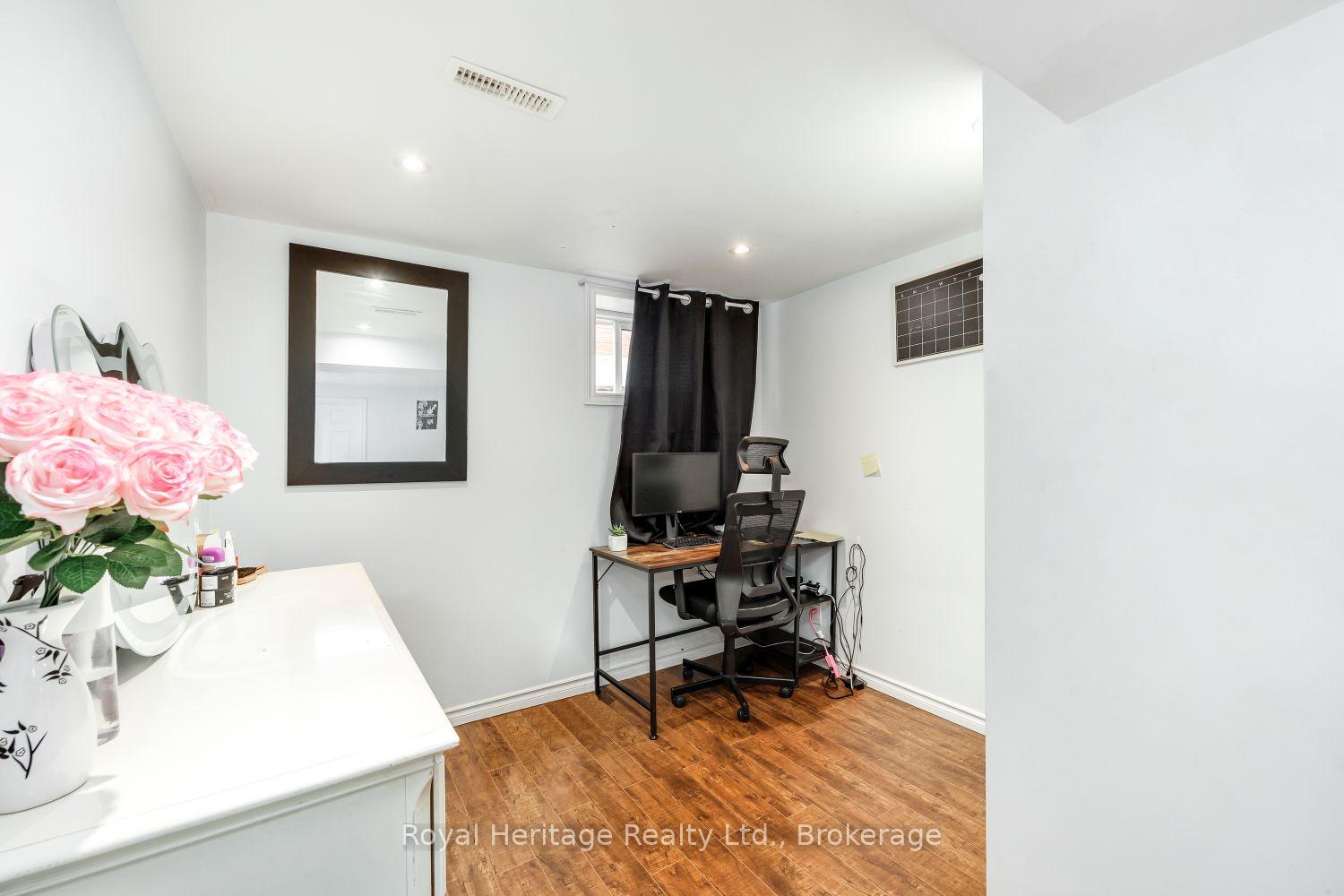 Photo 18 of 251 Elizabeth Street, Oshawa, McLaughlin — HOMEH