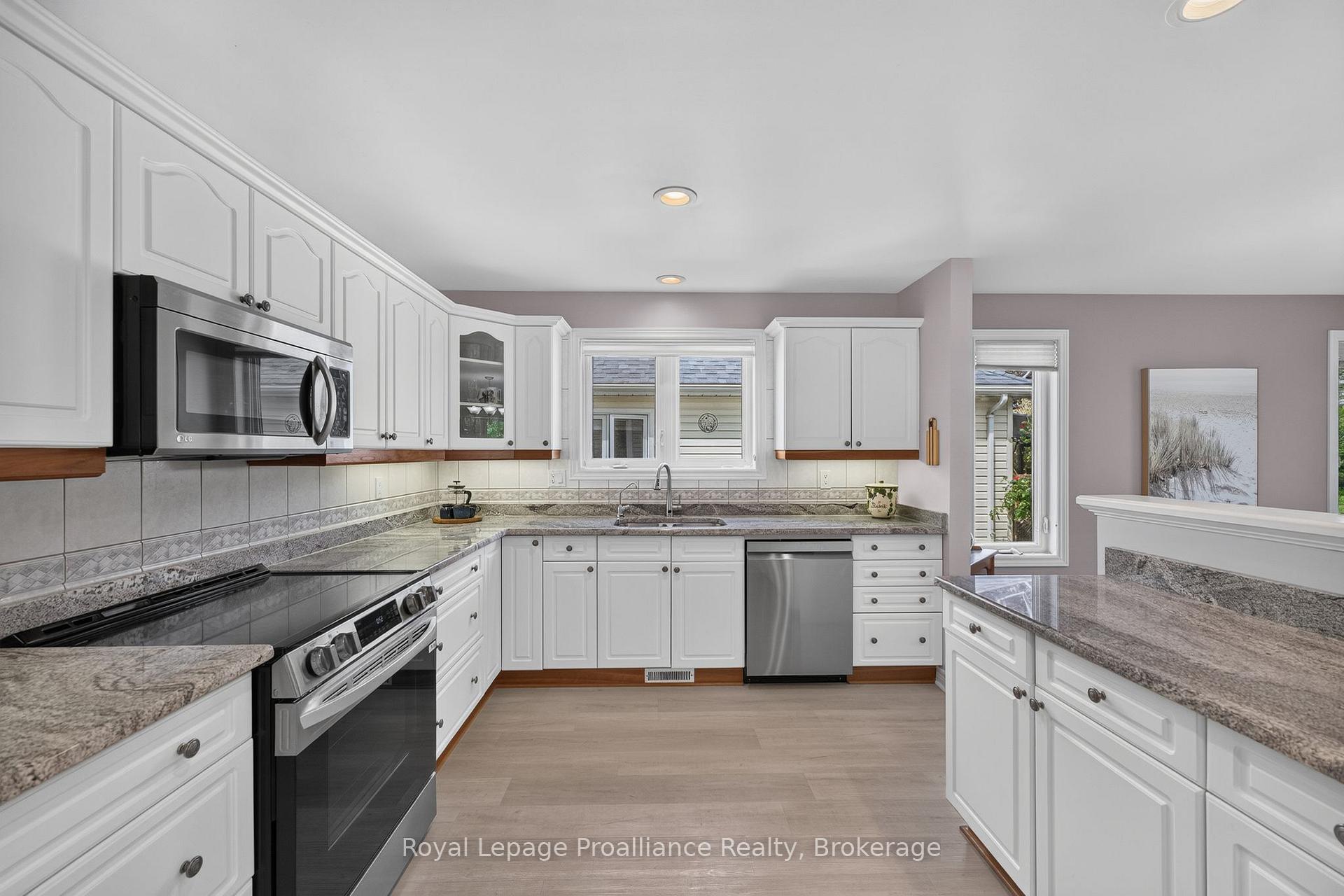 Photo 24 of 46 Sandpiper Way, Brighton — HOMEH