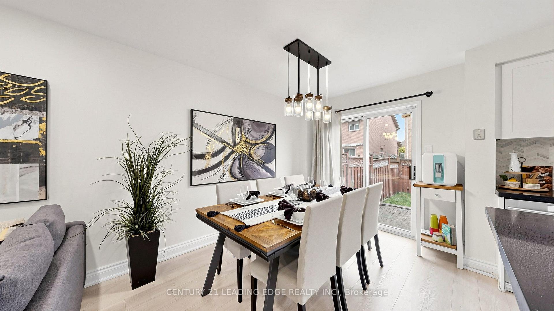Photo 14 of 209 Kelso Crescent, Vaughan, Maple — HOMEH