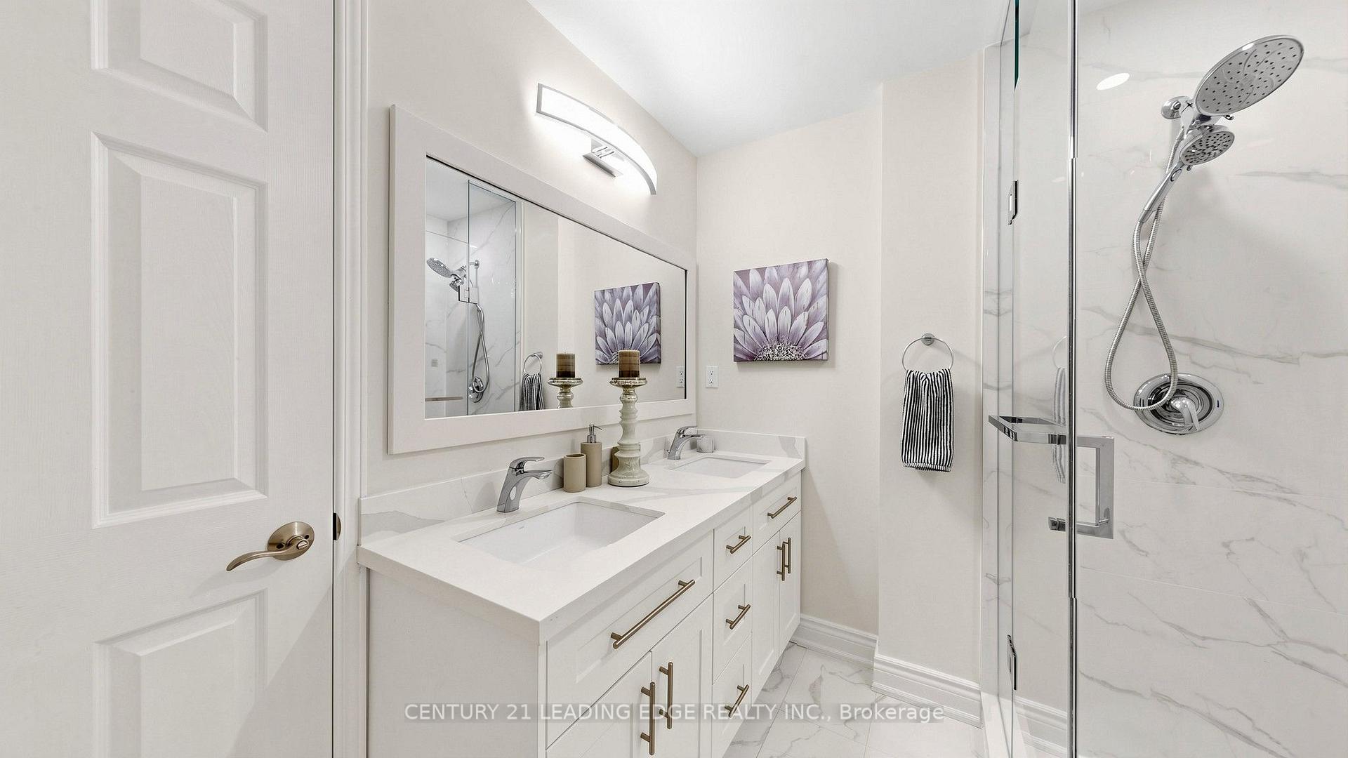 Photo 25 of 209 Kelso Crescent, Vaughan, Maple — HOMEH