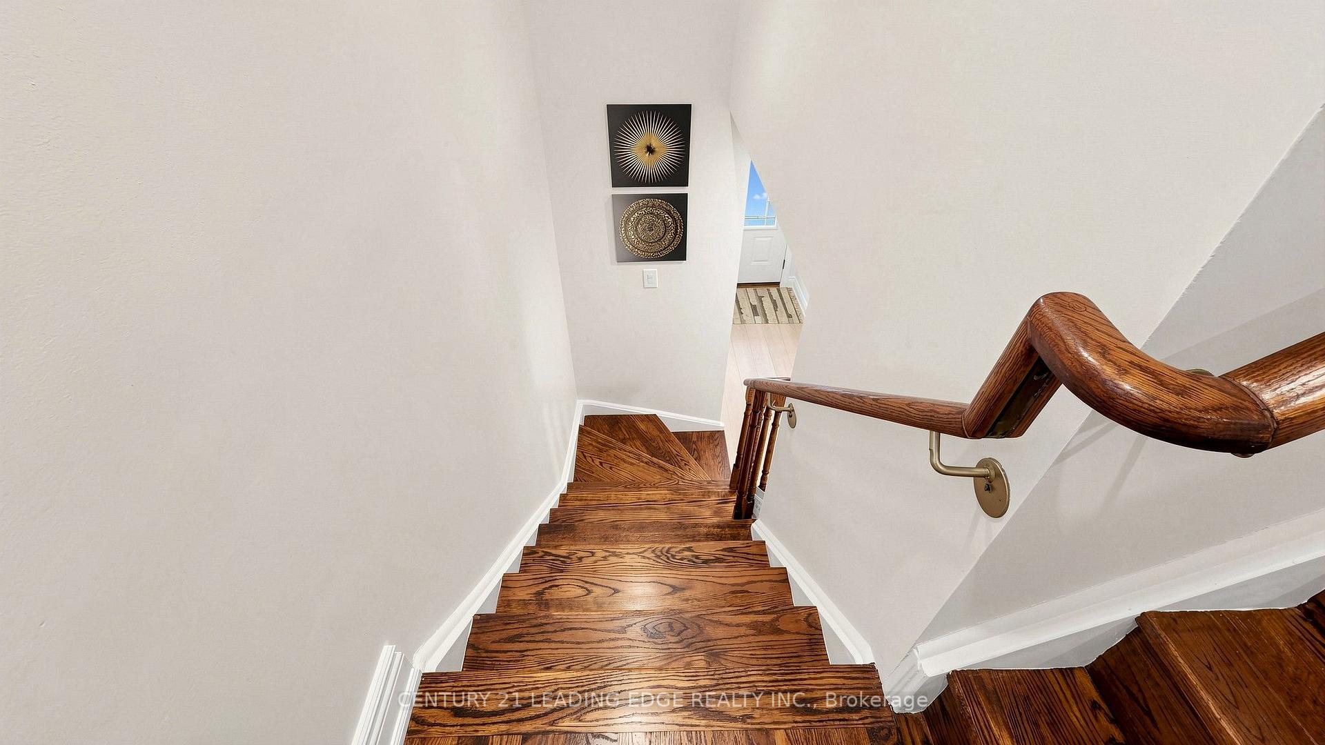 Photo 19 of 209 Kelso Crescent, Vaughan, Maple — HOMEH