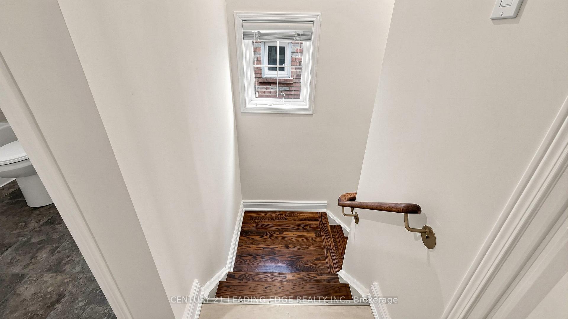 Photo 47 of 209 Kelso Crescent, Vaughan, Maple — HOMEH