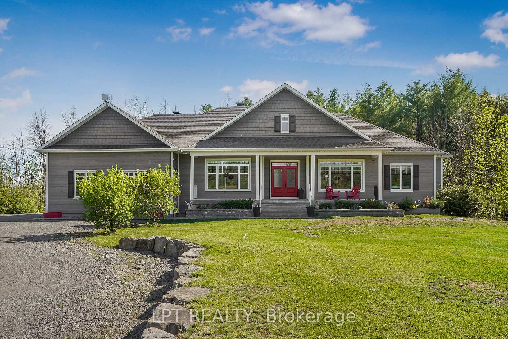 Photo 1 of 972 Aberdeen Road, Champlain, Champlain Twp — HOMEH