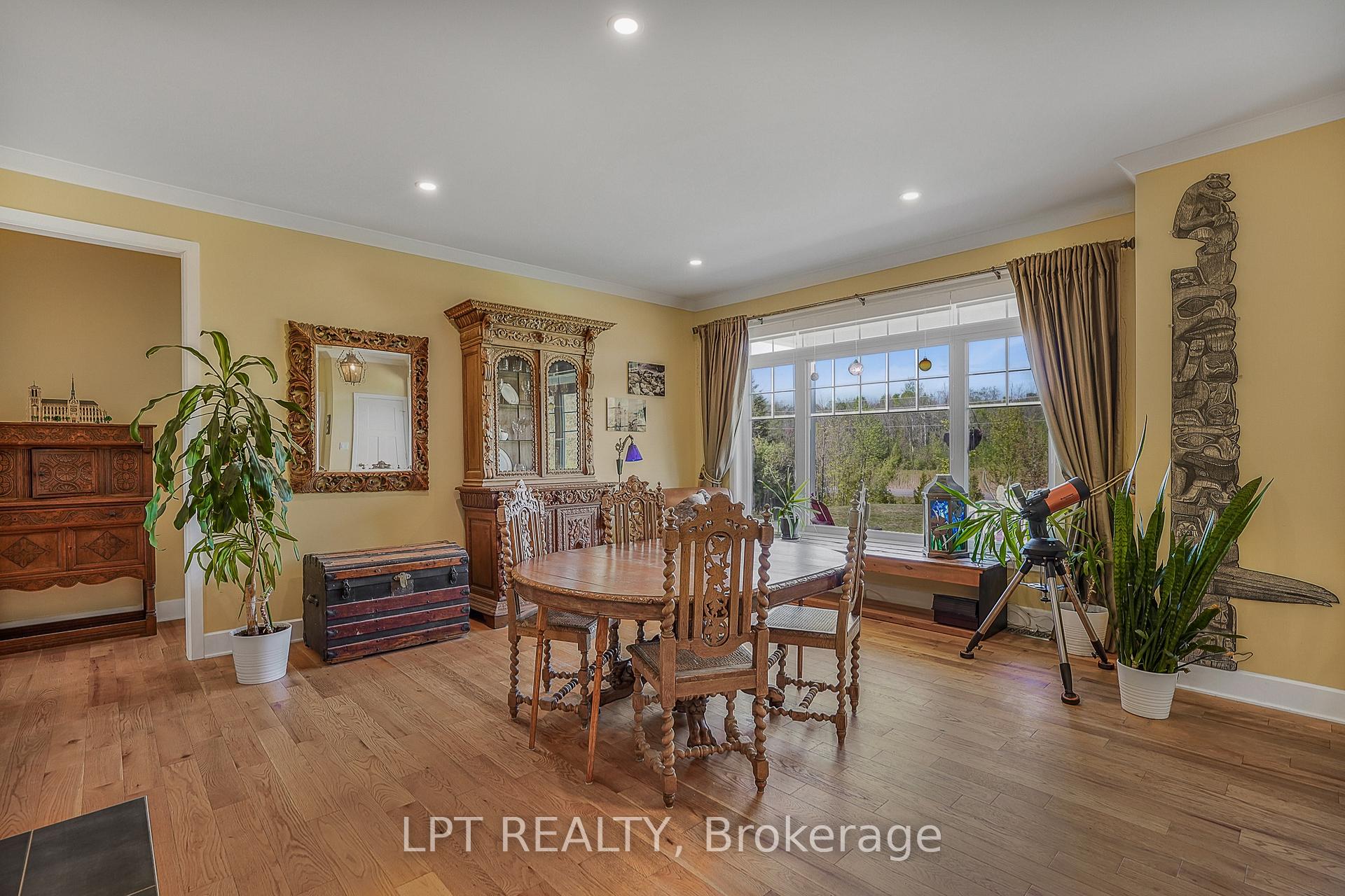 Photo 5 of 972 Aberdeen Road, Champlain, Champlain Twp — HOMEH