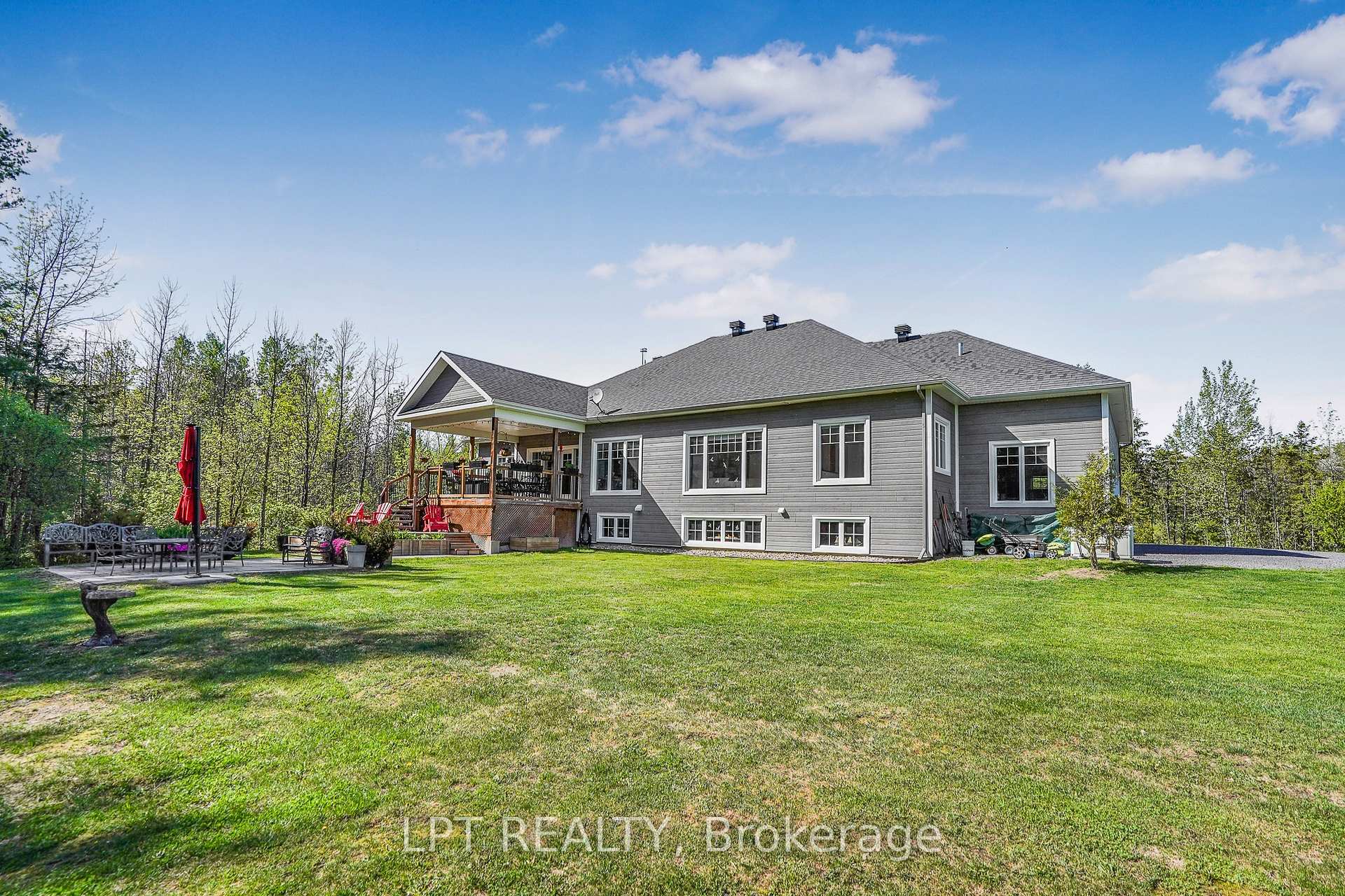 Photo 40 of 972 Aberdeen Road, Champlain, Champlain Twp — HOMEH