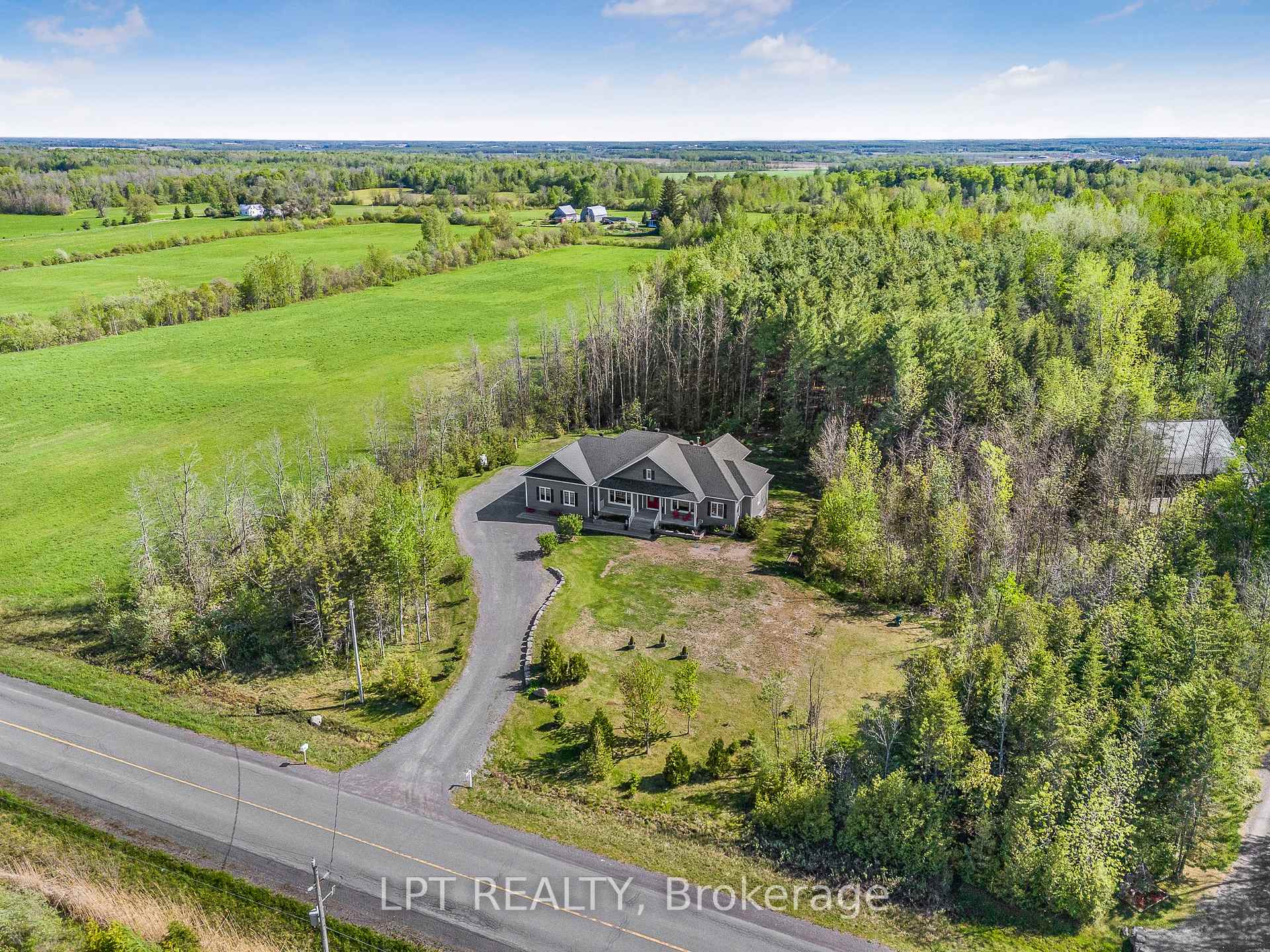Photo 44 of 972 Aberdeen Road, Champlain, Champlain Twp — HOMEH