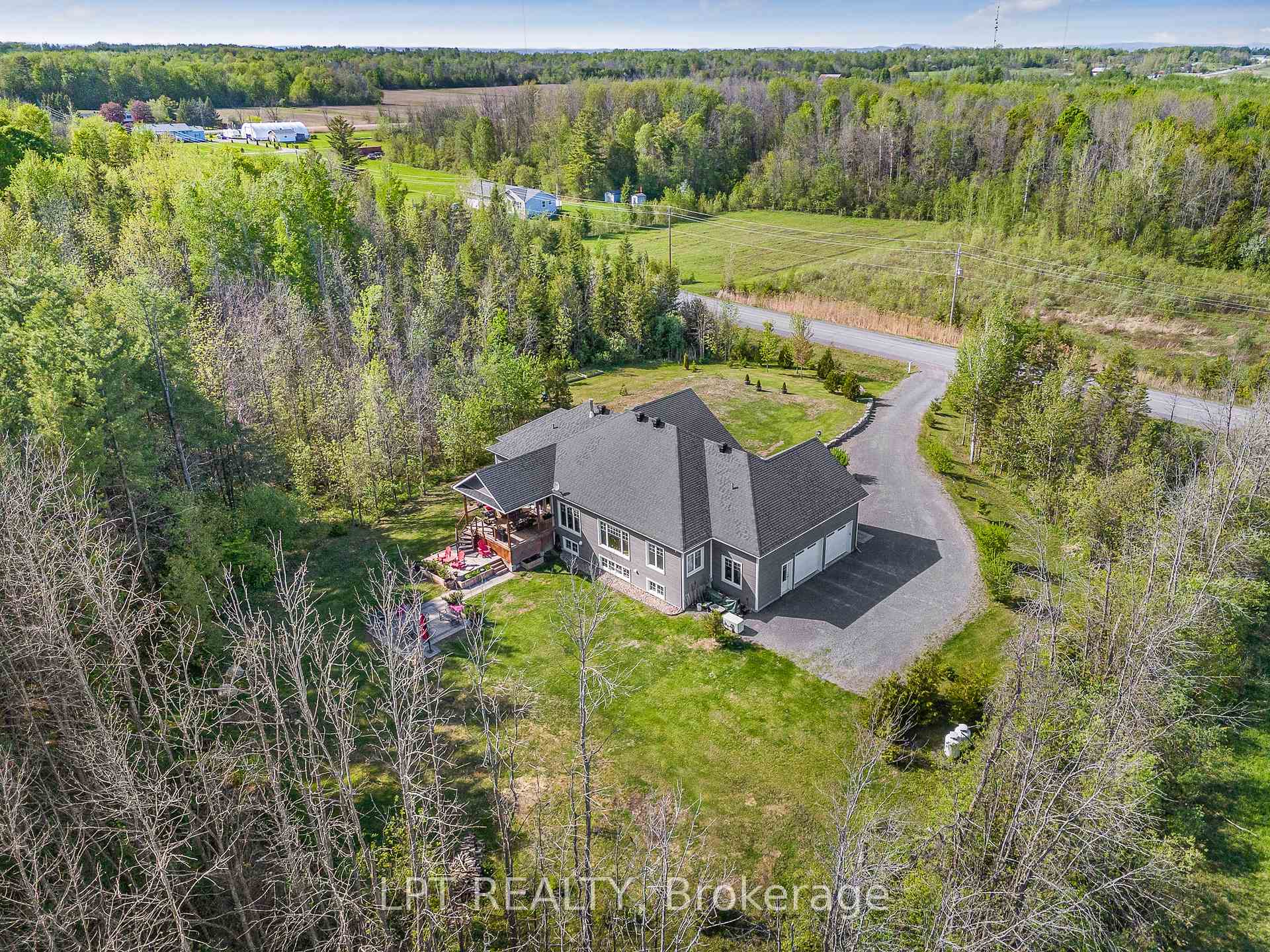 Photo 46 of 972 Aberdeen Road, Champlain, Champlain Twp — HOMEH