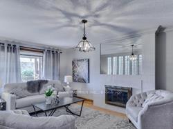 Photo 8 of 29 Carmen Crescent, Vaughan, East Woodbridge — HOMEH