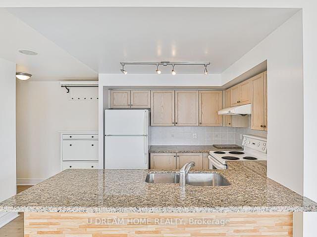 Photo 4 of Unit 1021, 62 Suncrest Boulevard, Markham, Commerce Valley — HOMEH