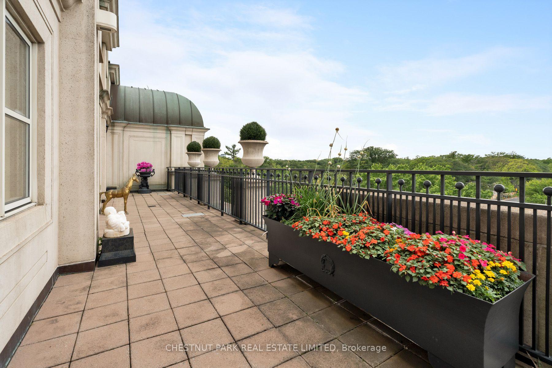Photo 32 of Unit 9B, 1 Chedington Place, North York, Bridle Path-Sunnybrook-York Mills — HOMEH