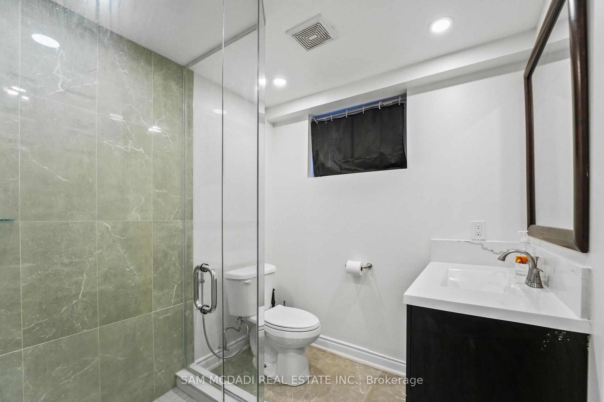 Photo 11 of 1821 Christopher Road, Mississauga, Clarkson — HOMEH