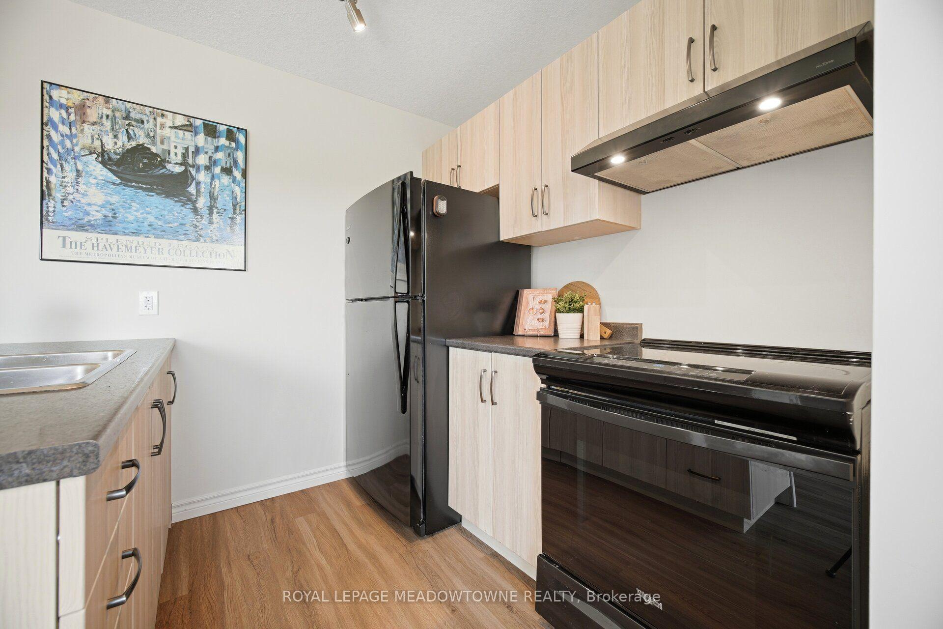 Photo 29 of Unit 207, 7 Cityview Drive S, Guelph, Grange Road — HOMEH