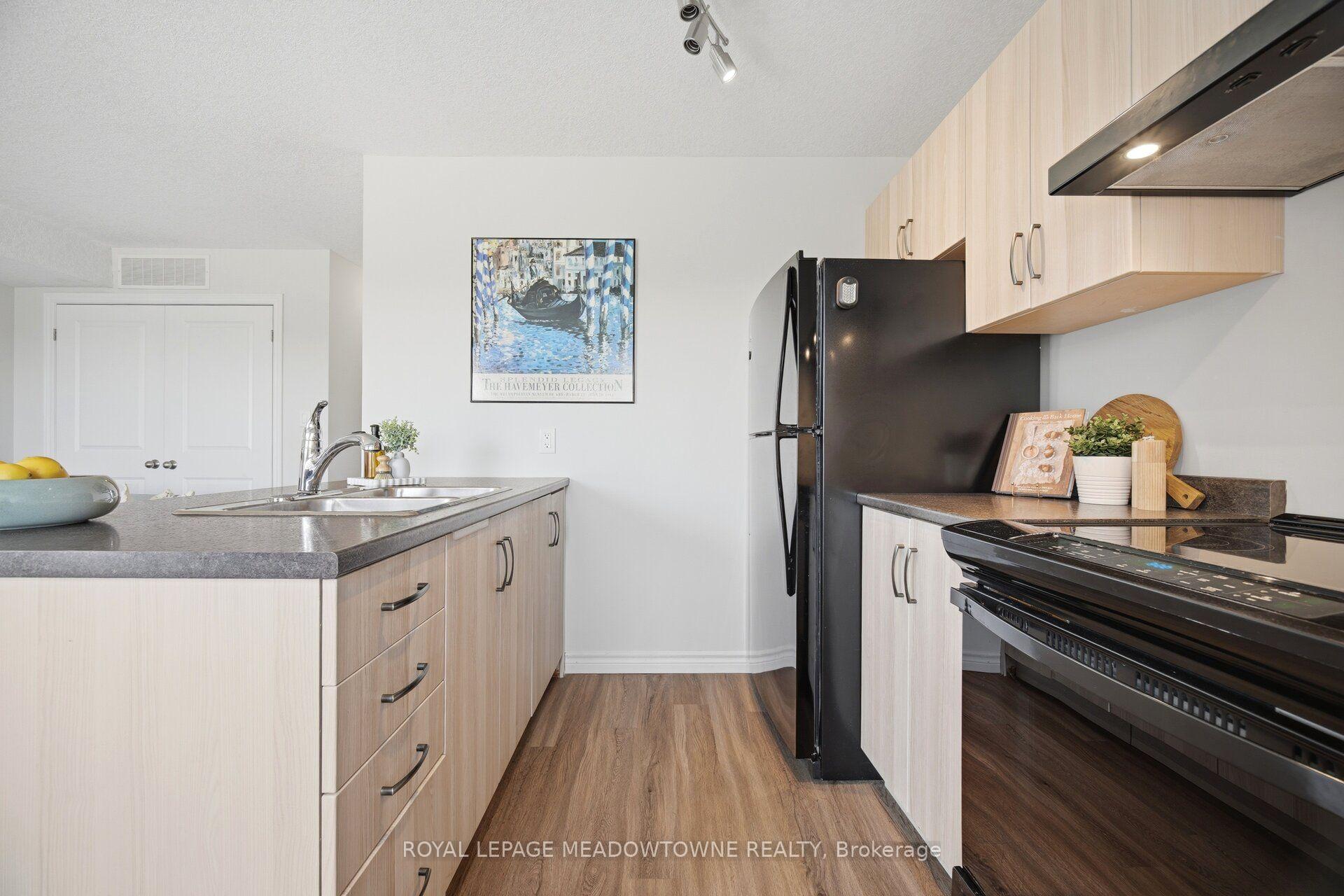 Photo 31 of Unit 207, 7 Cityview Drive S, Guelph, Grange Road — HOMEH