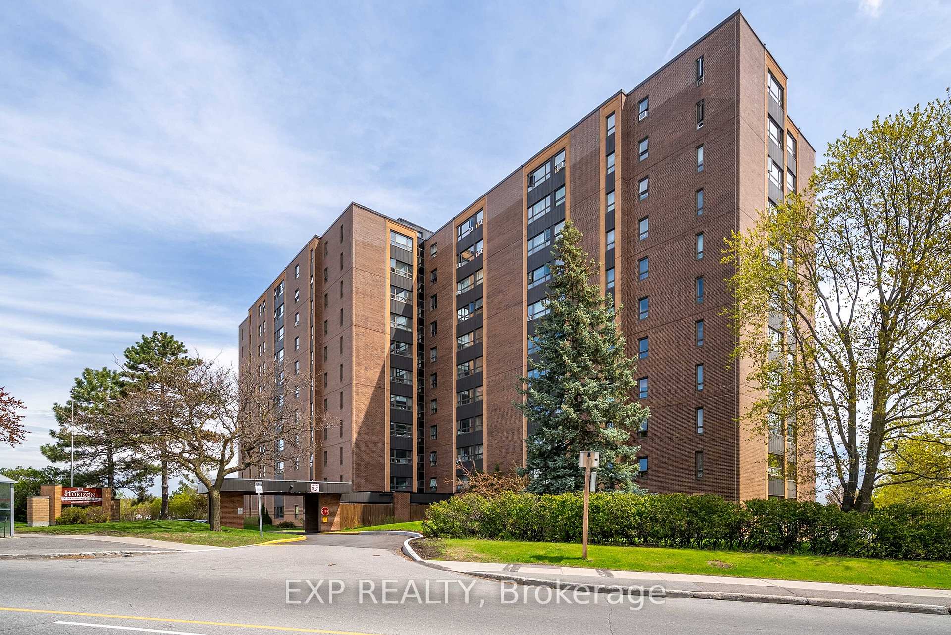 Photo 3 of Unit 604, 1356 Meadowlands Drive N, Ottawa, Borden Farm/Stewart Farm/Carleton Heights/Parkwood Hills — HOMEH