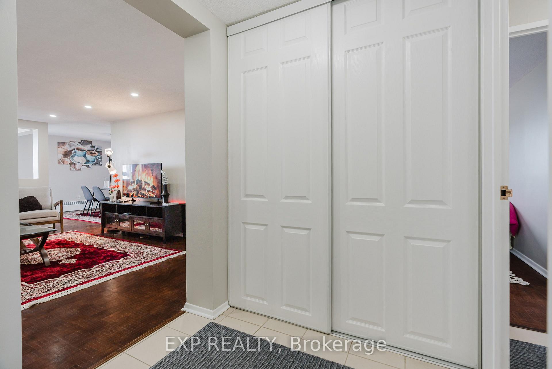 Photo 13 of Unit 604, 1356 Meadowlands Drive N, Ottawa, Borden Farm/Stewart Farm/Carleton Heights/Parkwood Hills — HOMEH