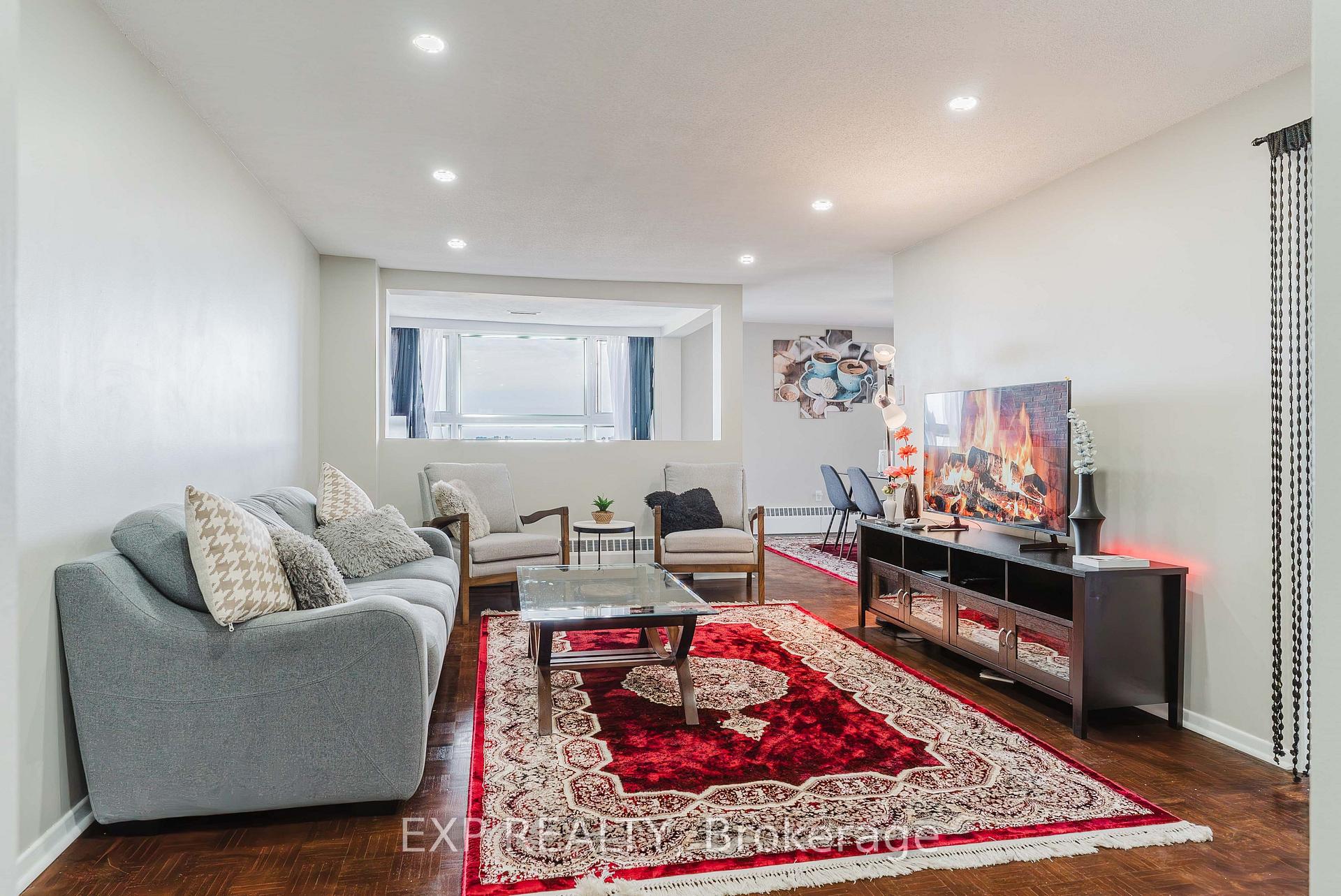 Photo 15 of Unit 604, 1356 Meadowlands Drive N, Ottawa, Borden Farm/Stewart Farm/Carleton Heights/Parkwood Hills — HOMEH