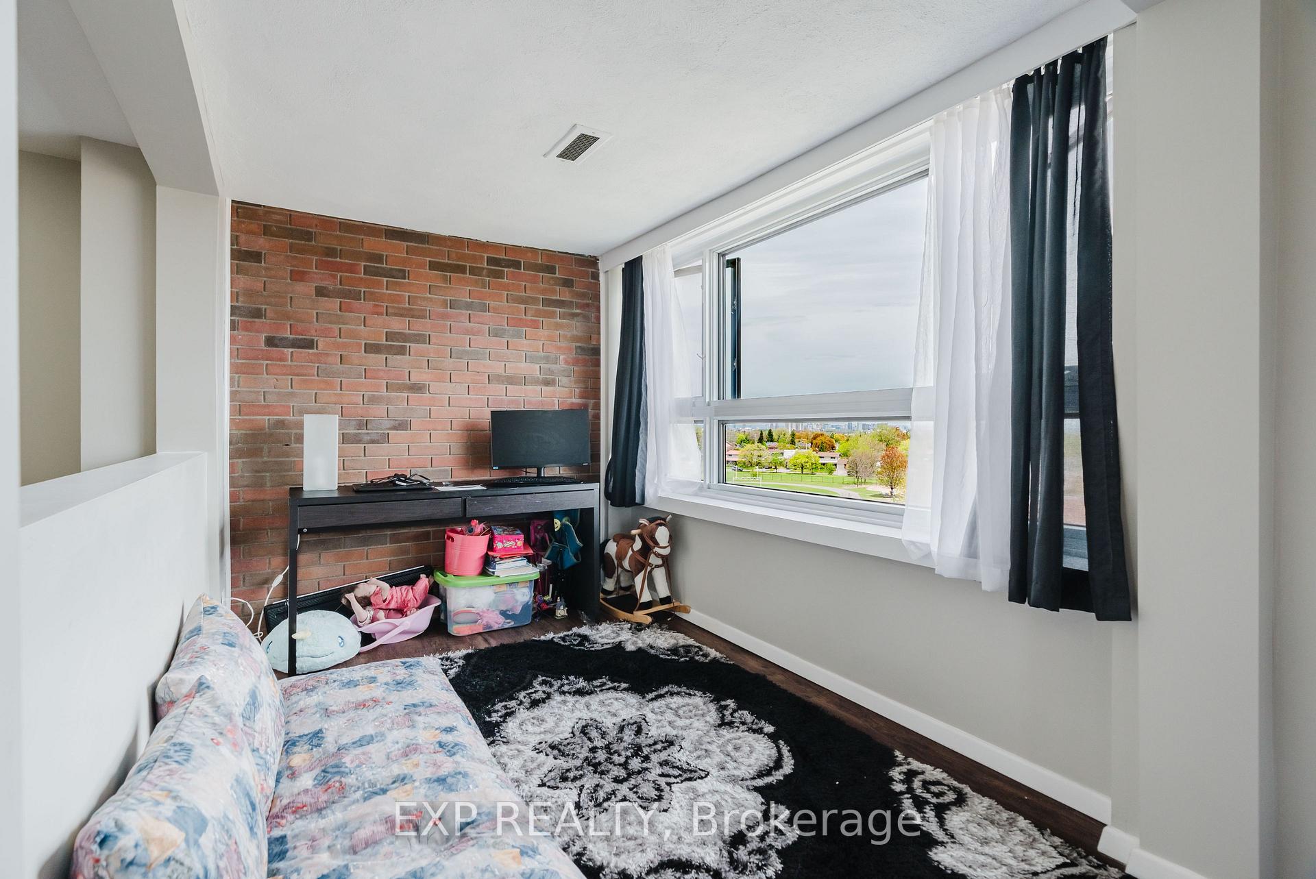Photo 23 of Unit 604, 1356 Meadowlands Drive N, Ottawa, Borden Farm/Stewart Farm/Carleton Heights/Parkwood Hills — HOMEH
