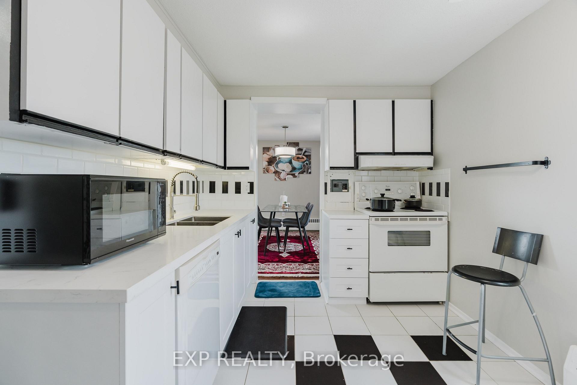 Photo 32 of Unit 604, 1356 Meadowlands Drive N, Ottawa, Borden Farm/Stewart Farm/Carleton Heights/Parkwood Hills — HOMEH