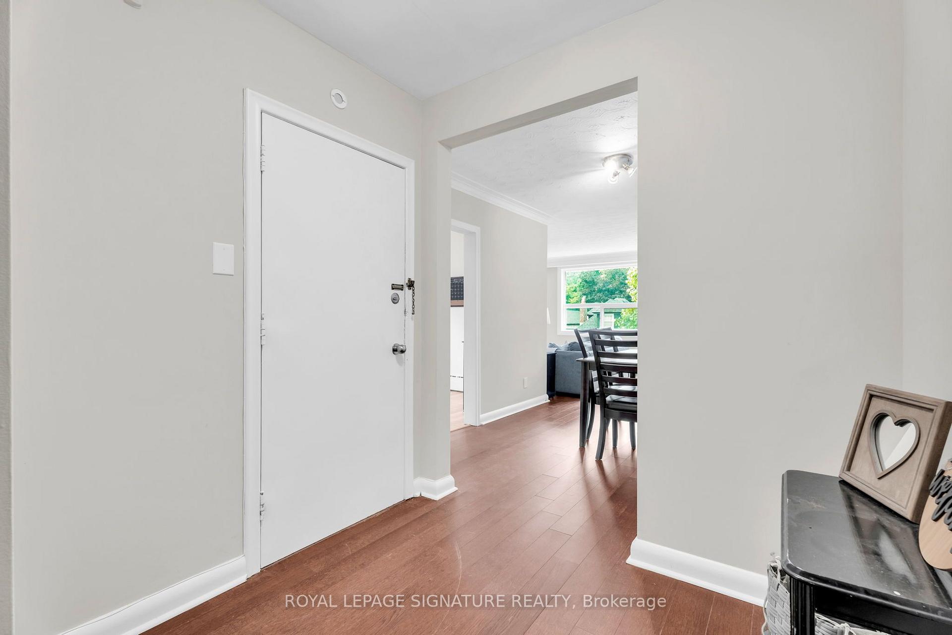 Photo 4 of Unit 3, 117 Hillsdale Avenue E, Toronto, Mount Pleasant West — HOMEH