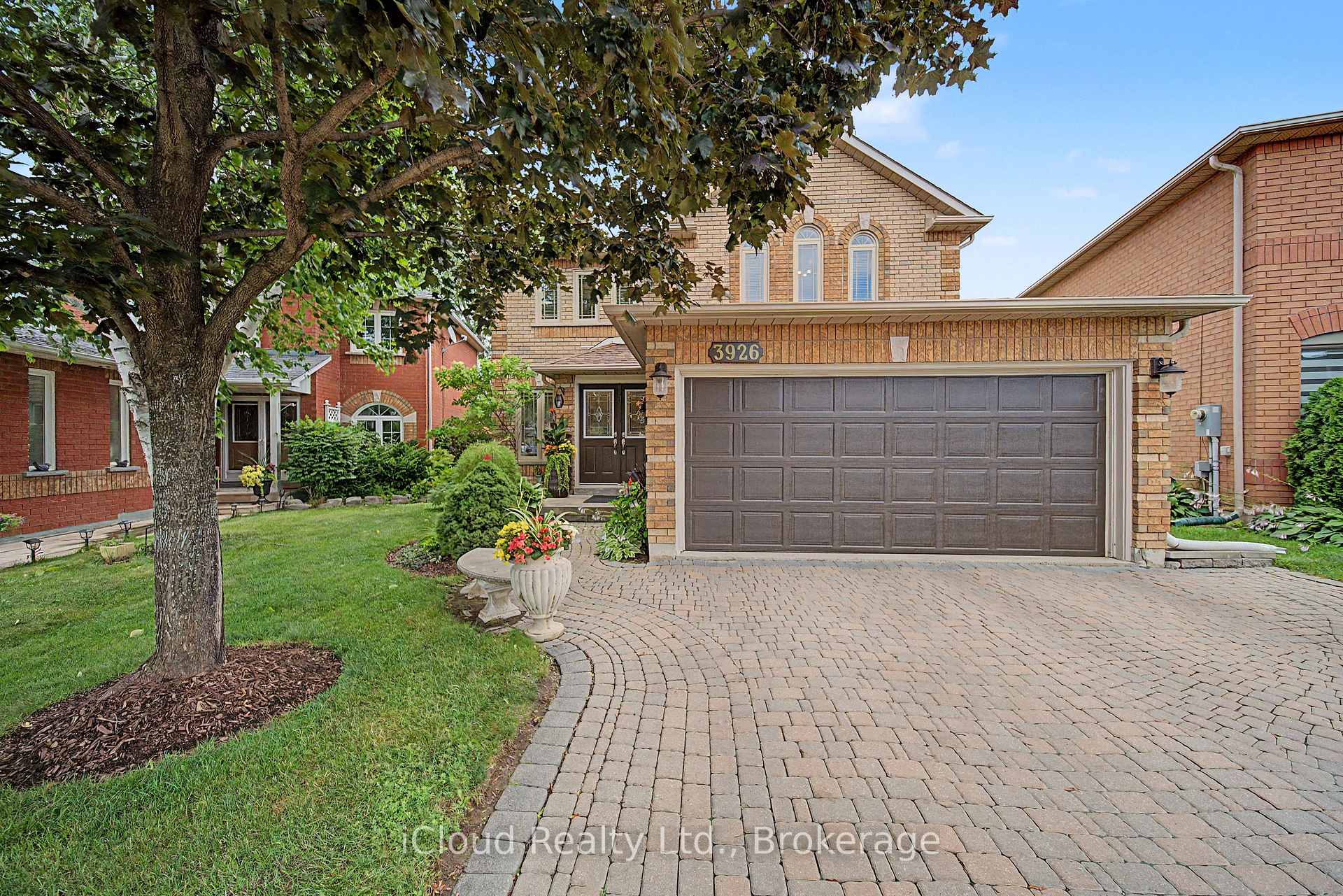 Photo 1 of 3926 Baggins Court, Mississauga, Lisgar — HOMEH