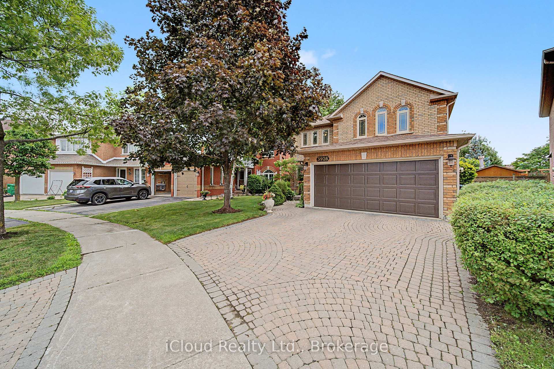 Photo 2 of 3926 Baggins Court, Mississauga, Lisgar — HOMEH