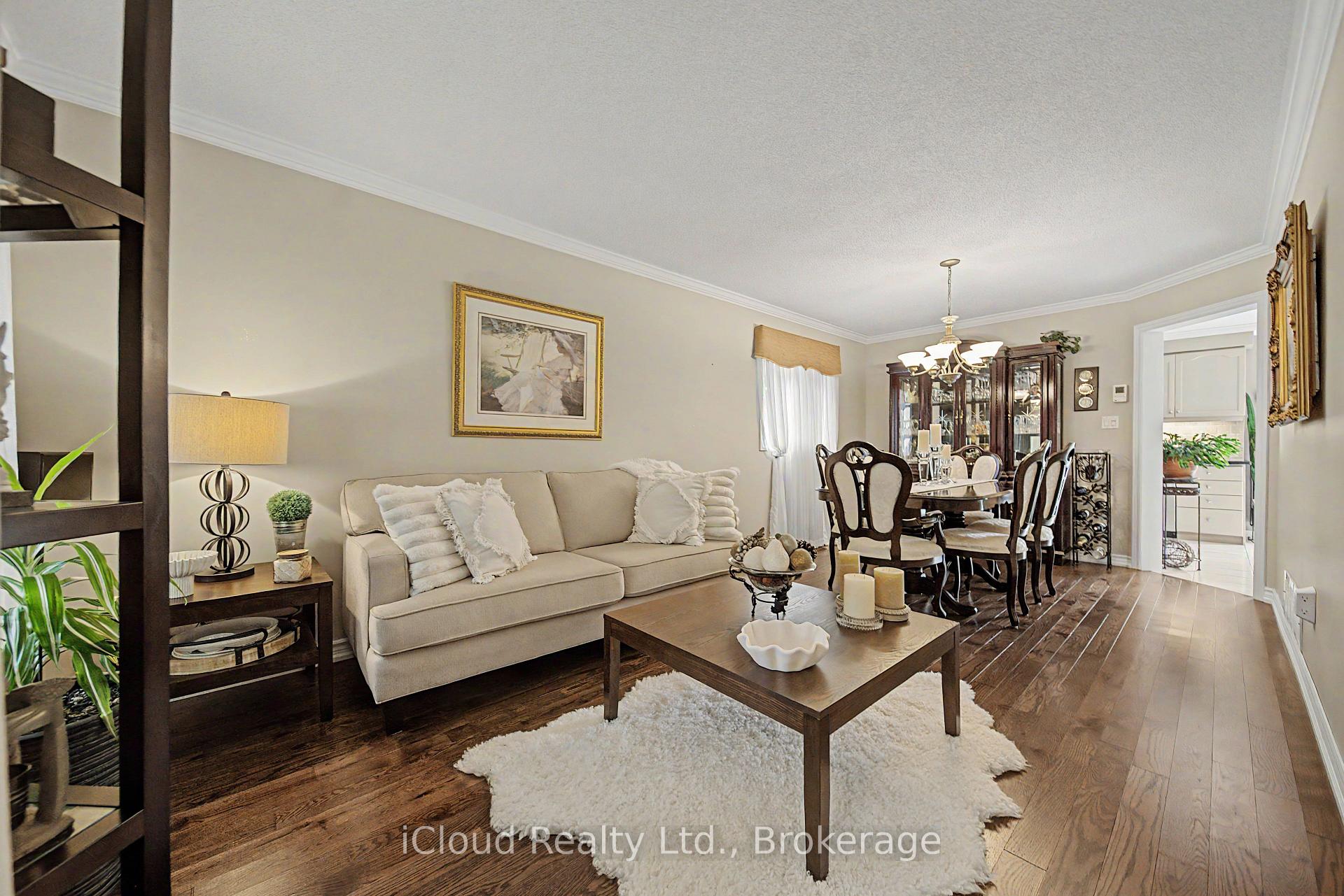 Photo 15 of 3926 Baggins Court, Mississauga, Lisgar — HOMEH
