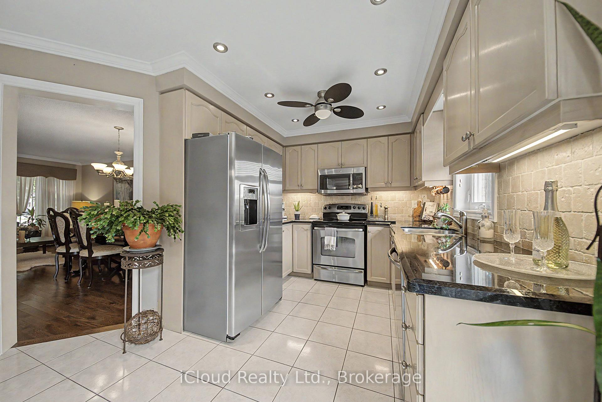 Photo 24 of 3926 Baggins Court, Mississauga, Lisgar — HOMEH