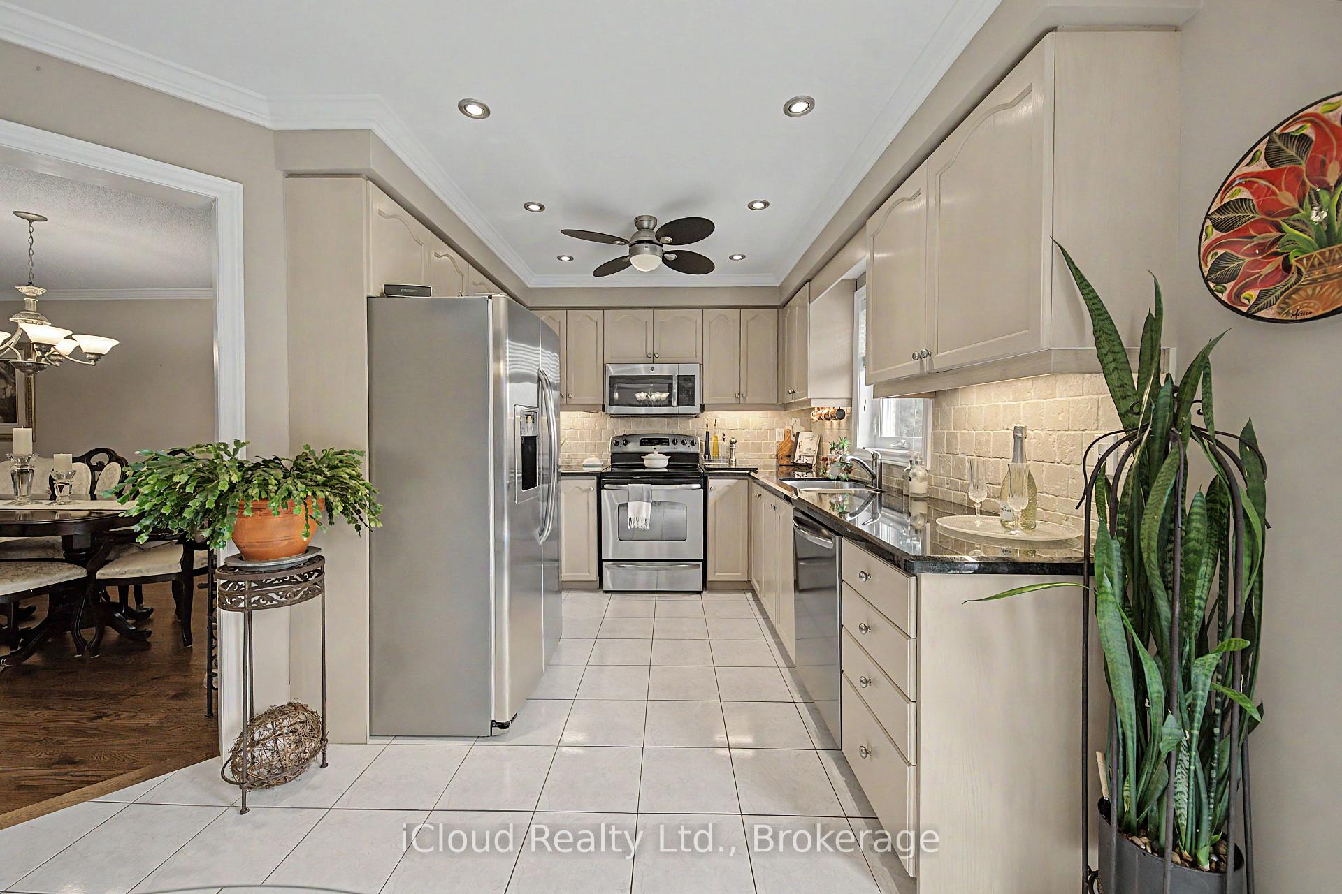 Photo 26 of 3926 Baggins Court, Mississauga, Lisgar — HOMEH