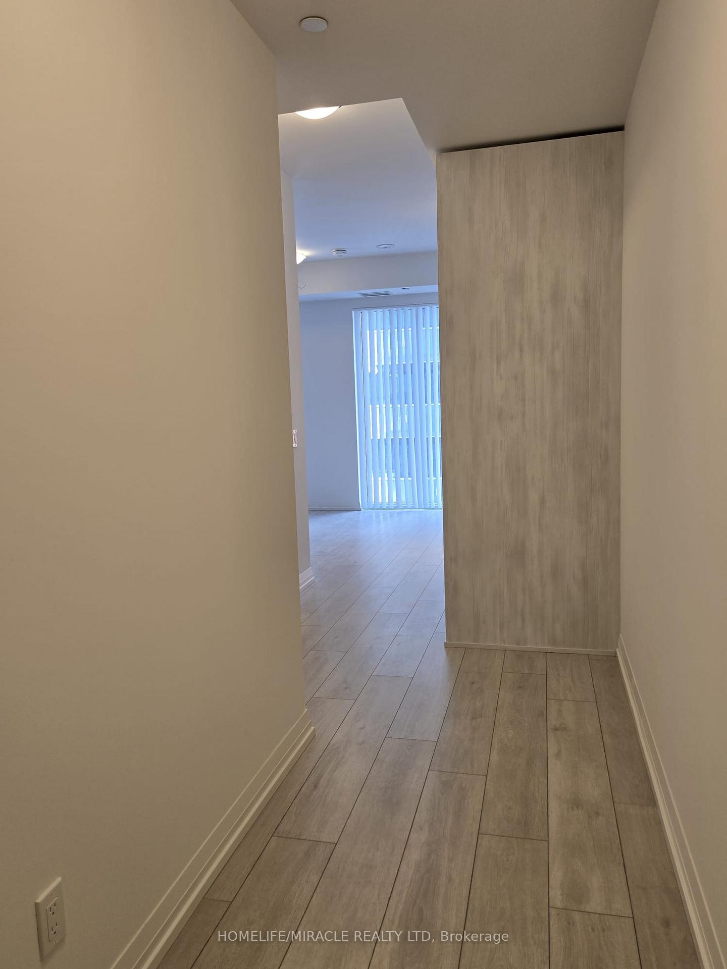 Photo 14 of Unit 1001, 400 King Street, Toronto, Waterfront Communities — HOMEH
