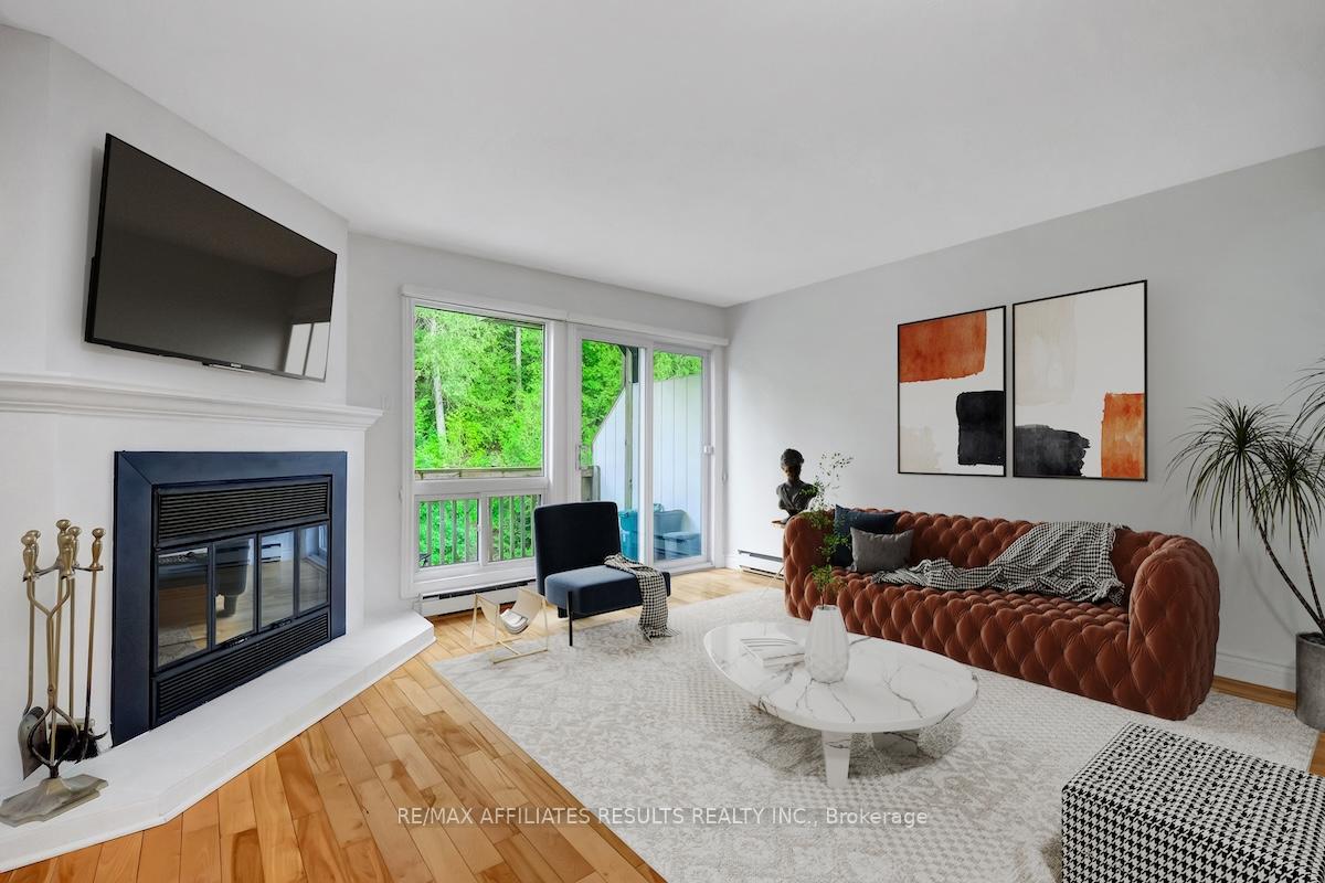 Photo 8 of Unit 6549B, 6549 Bilberry Drive, Ottawa, Convent Glen North — HOMEH