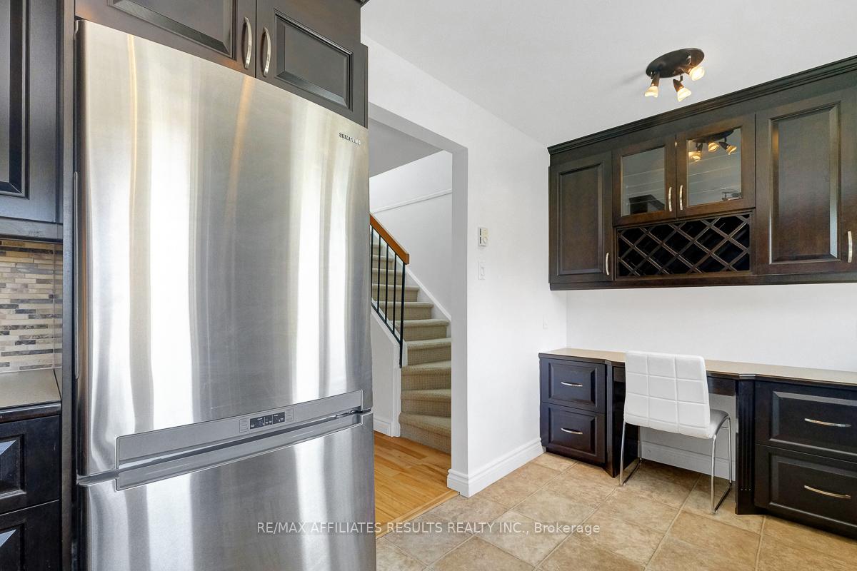 Photo 17 of Unit 6549B, 6549 Bilberry Drive, Ottawa, Convent Glen North — HOMEH
